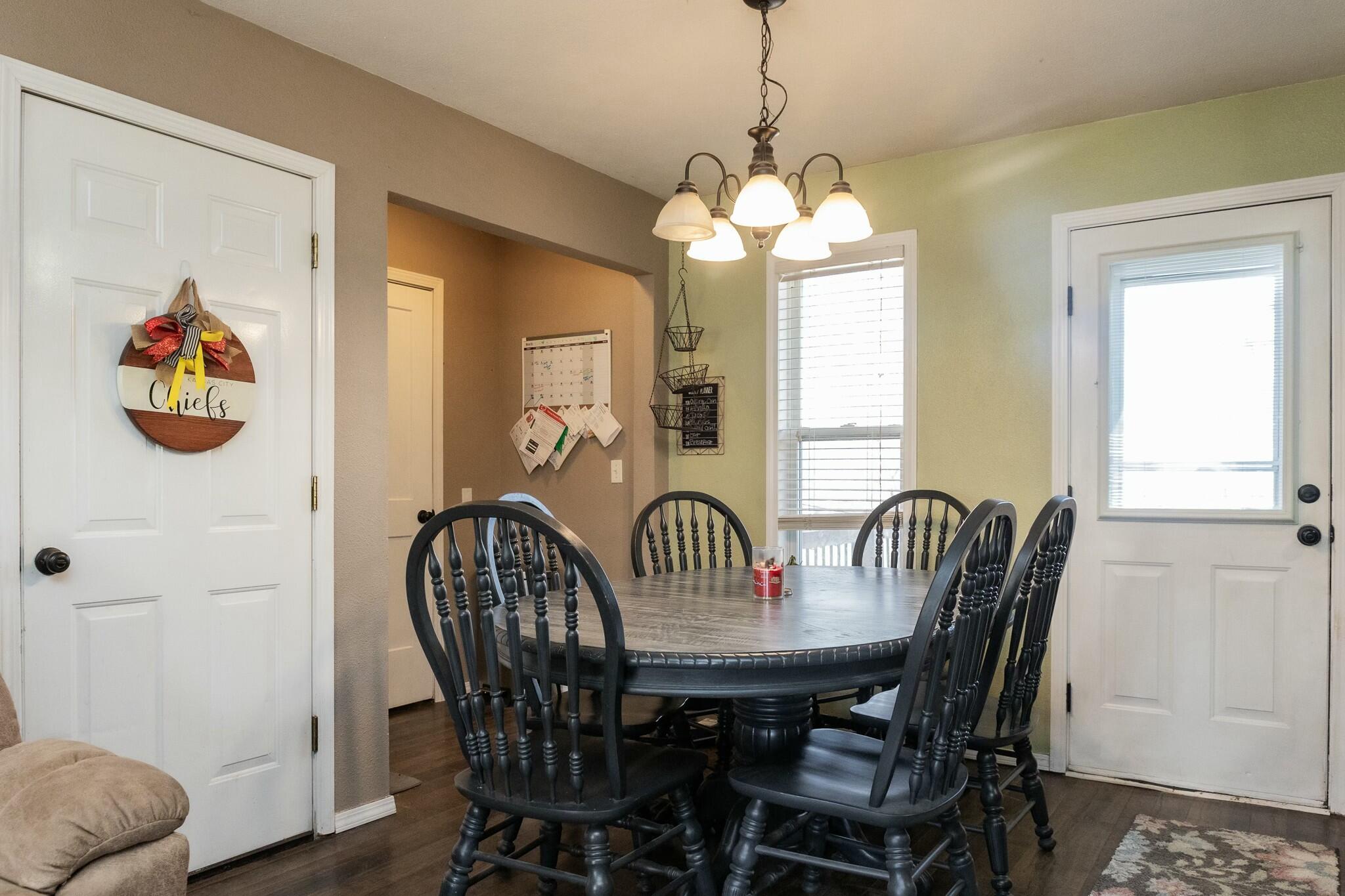 1513 West Meadow Avenue Property Photo 14