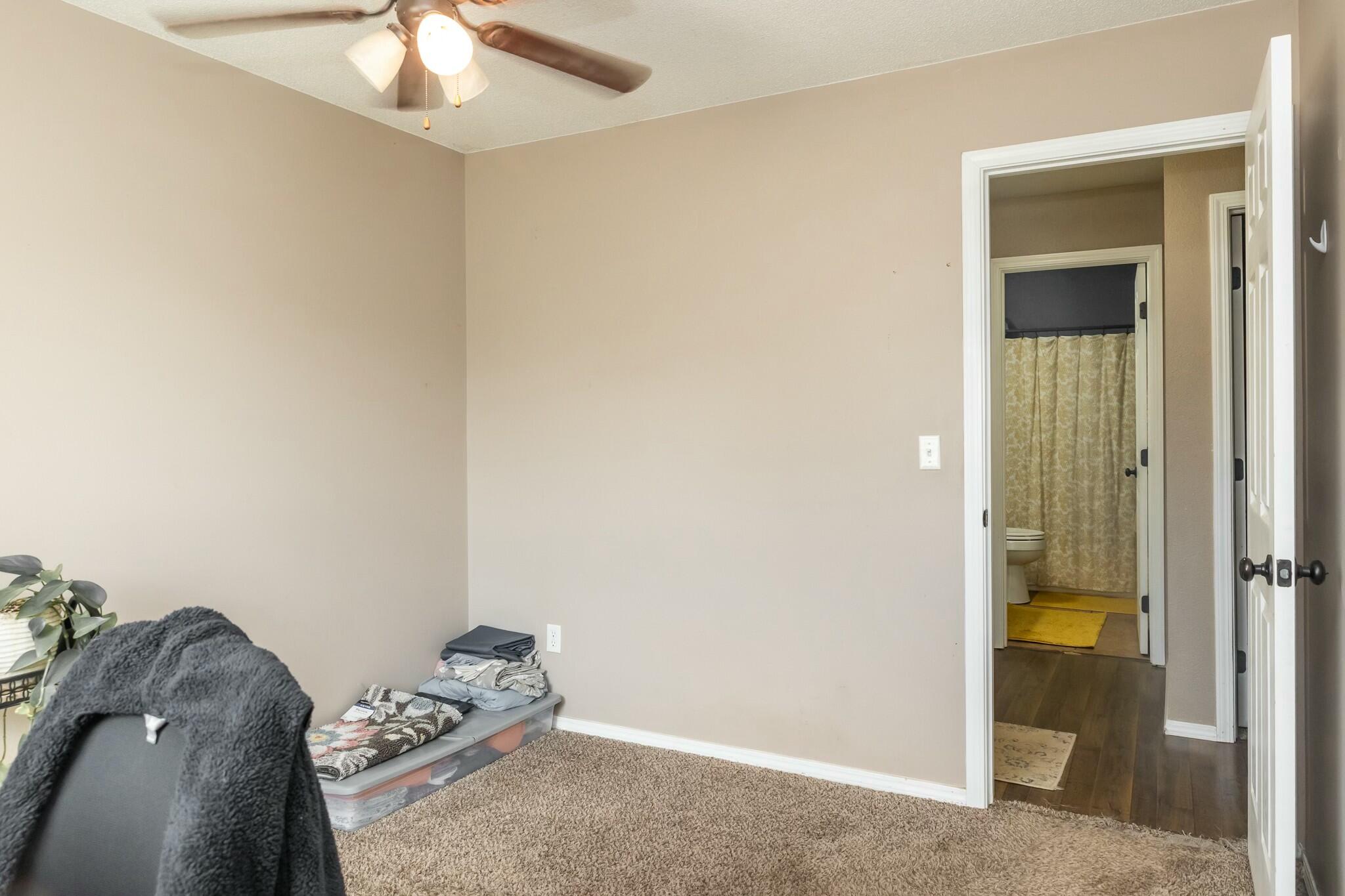 1513 West Meadow Avenue Property Photo 26