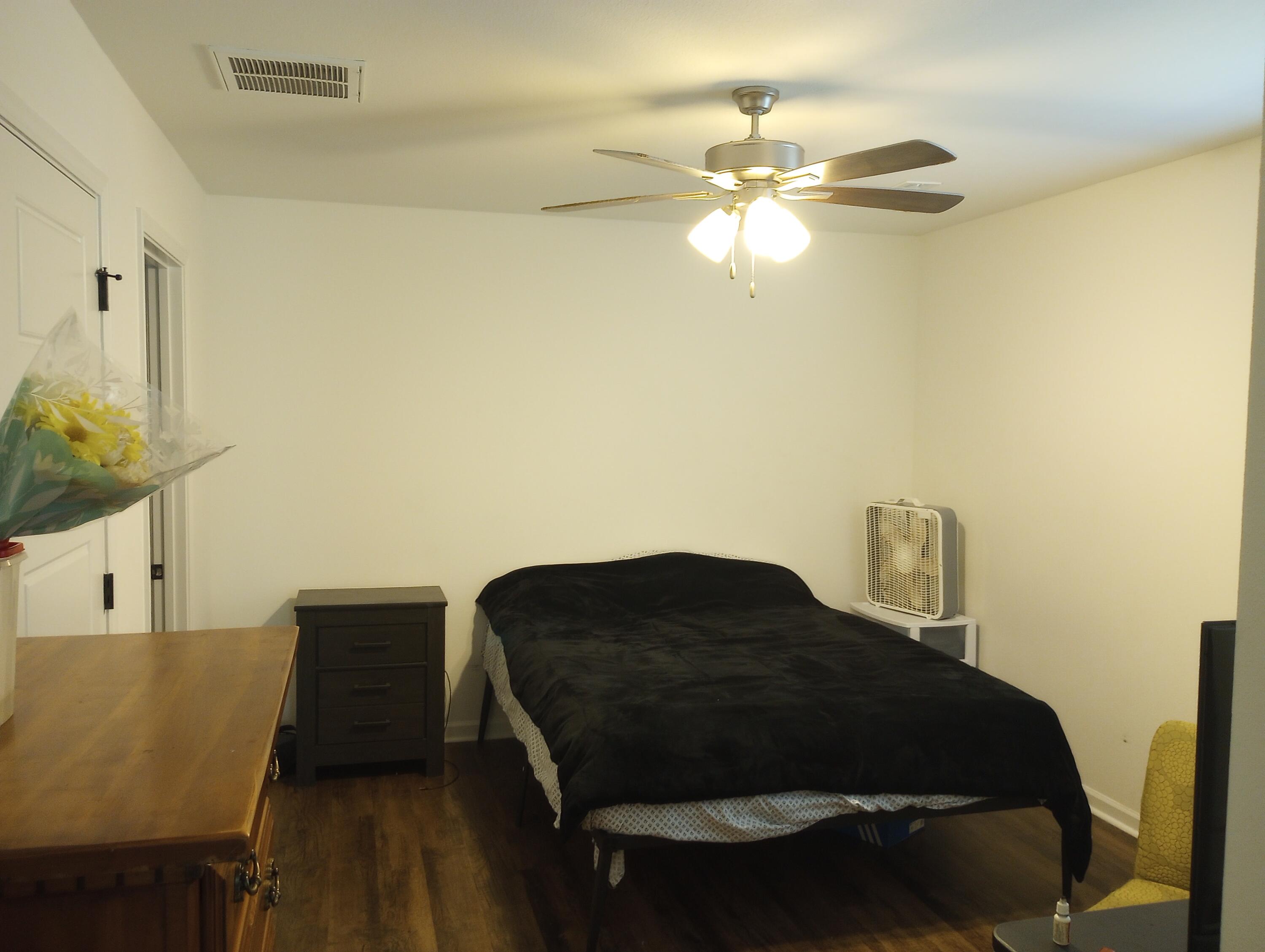 2802 Salem Street Property Photo 10
