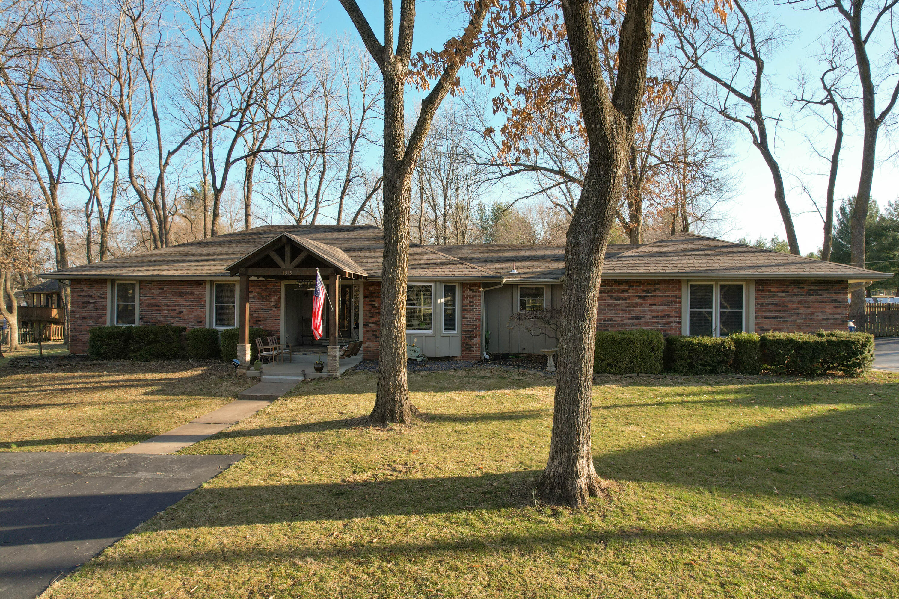 4545 East Farm Road 144 Property Photo