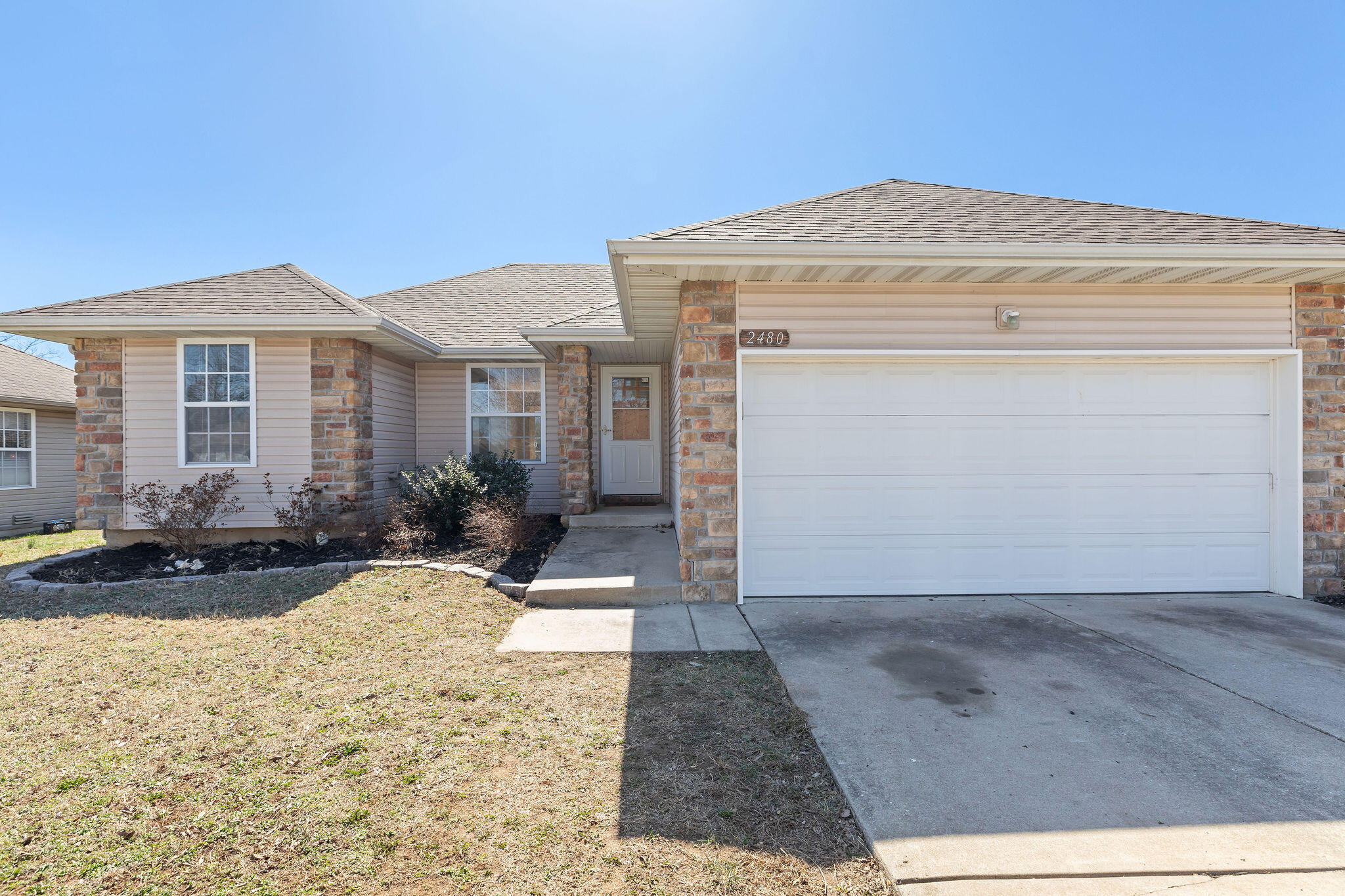 Twin Lakes Real Estate Listings Main Image