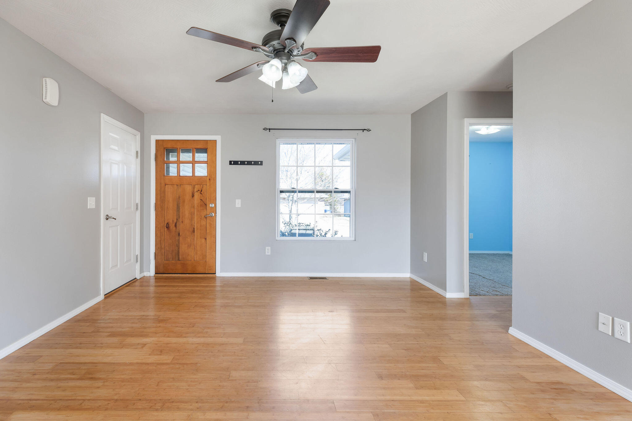 2480 West Brook Ridge Street Property Photo 5