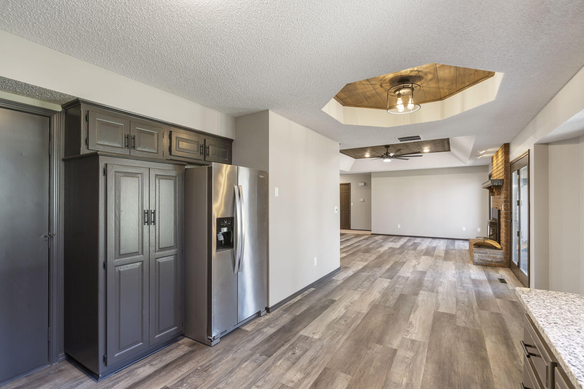 1039 West Maplewood Street Property Photo 13