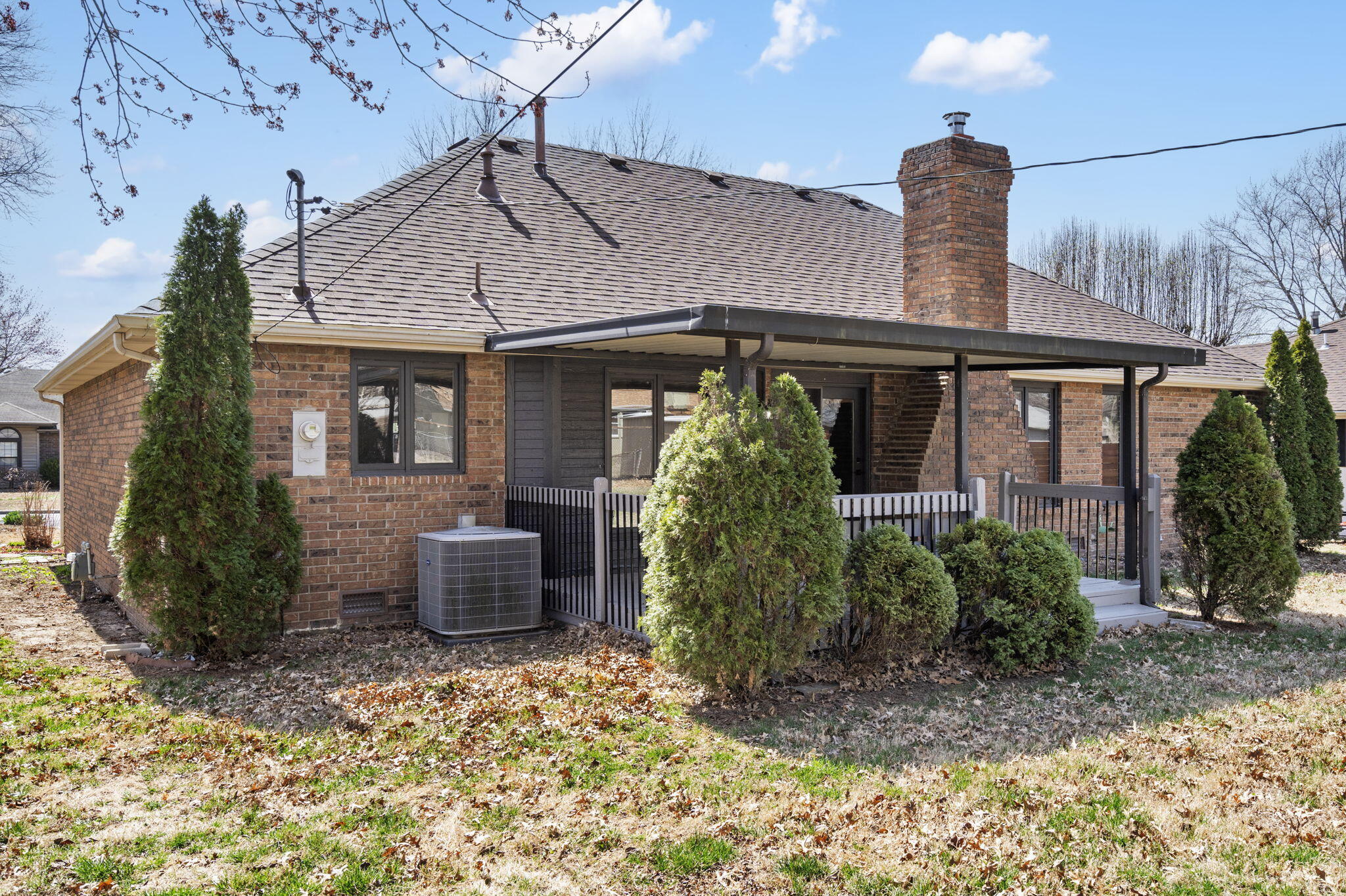 1039 West Maplewood Street Property Photo 23