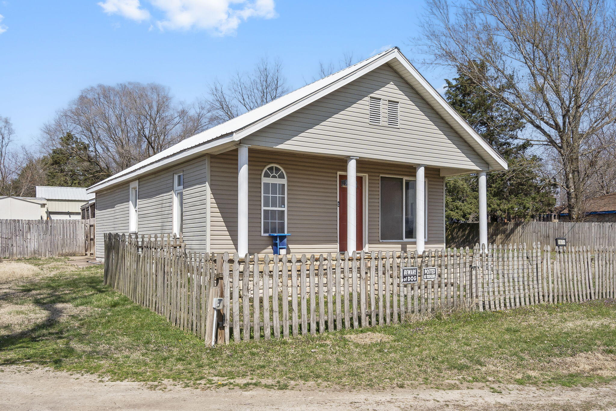 1674 State Highway 13 Property Photo