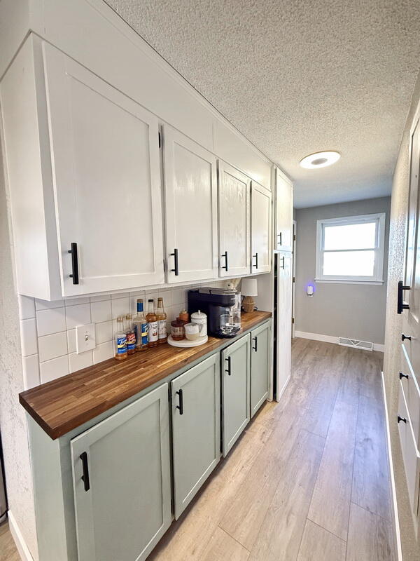 901 South Cedar Street Property Photo 19