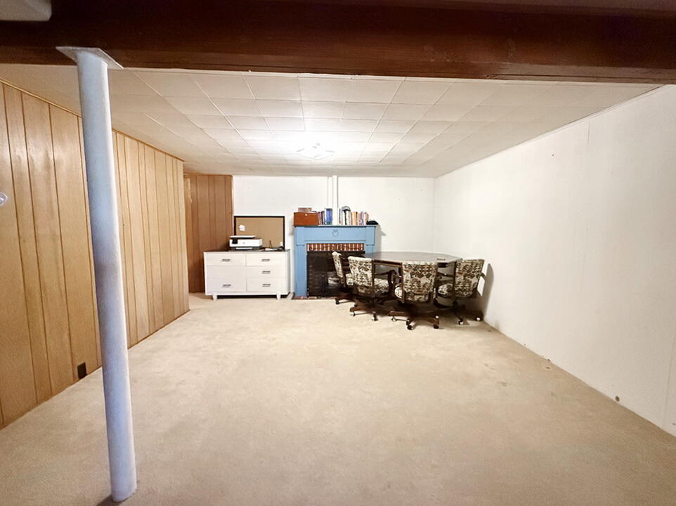 901 South Cedar Street Property Photo 23