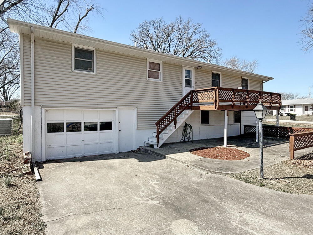 901 South Cedar Street Property Photo 27