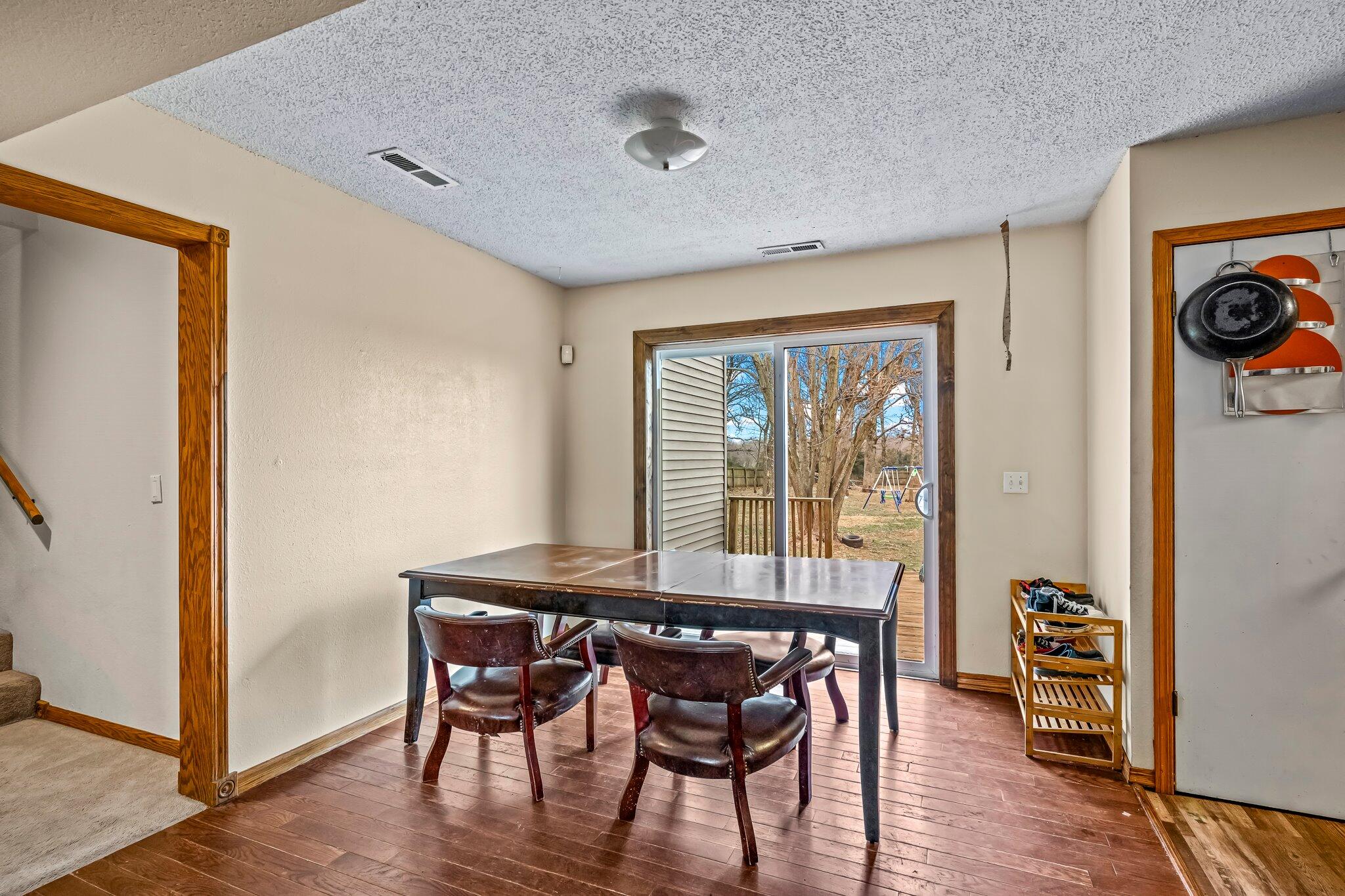 2379 Farm Road 1090 Property Photo 8