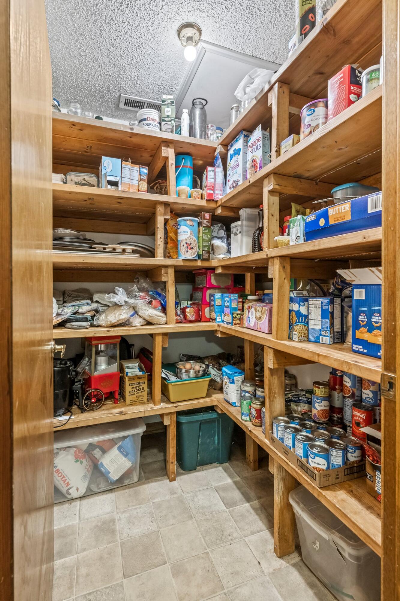 2379 Farm Road 1090 Property Photo 12