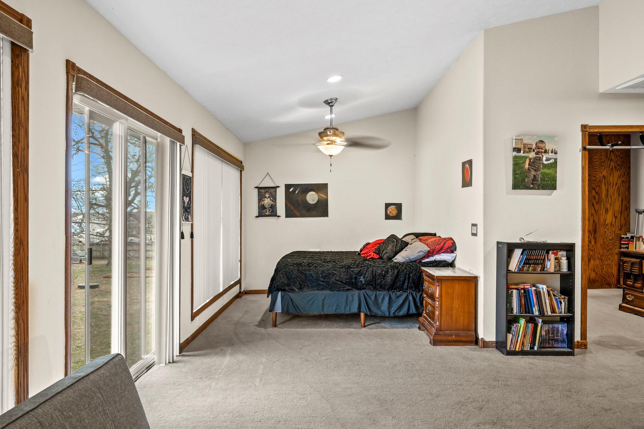 2379 Farm Road 1090 Property Photo 14