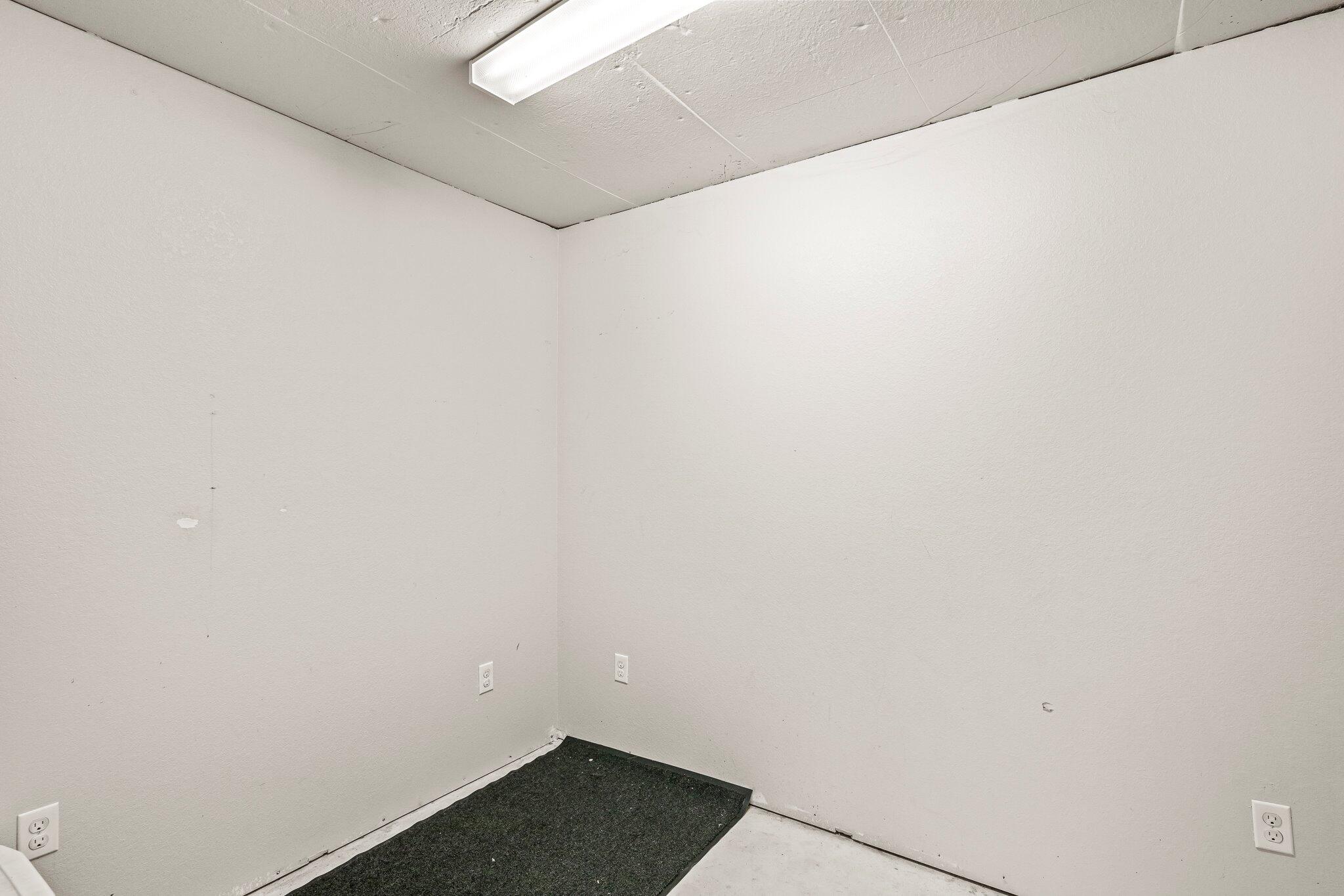 2379 Farm Road 1090 Property Photo 31