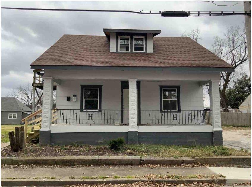 640 West Central Street Property Photo 1