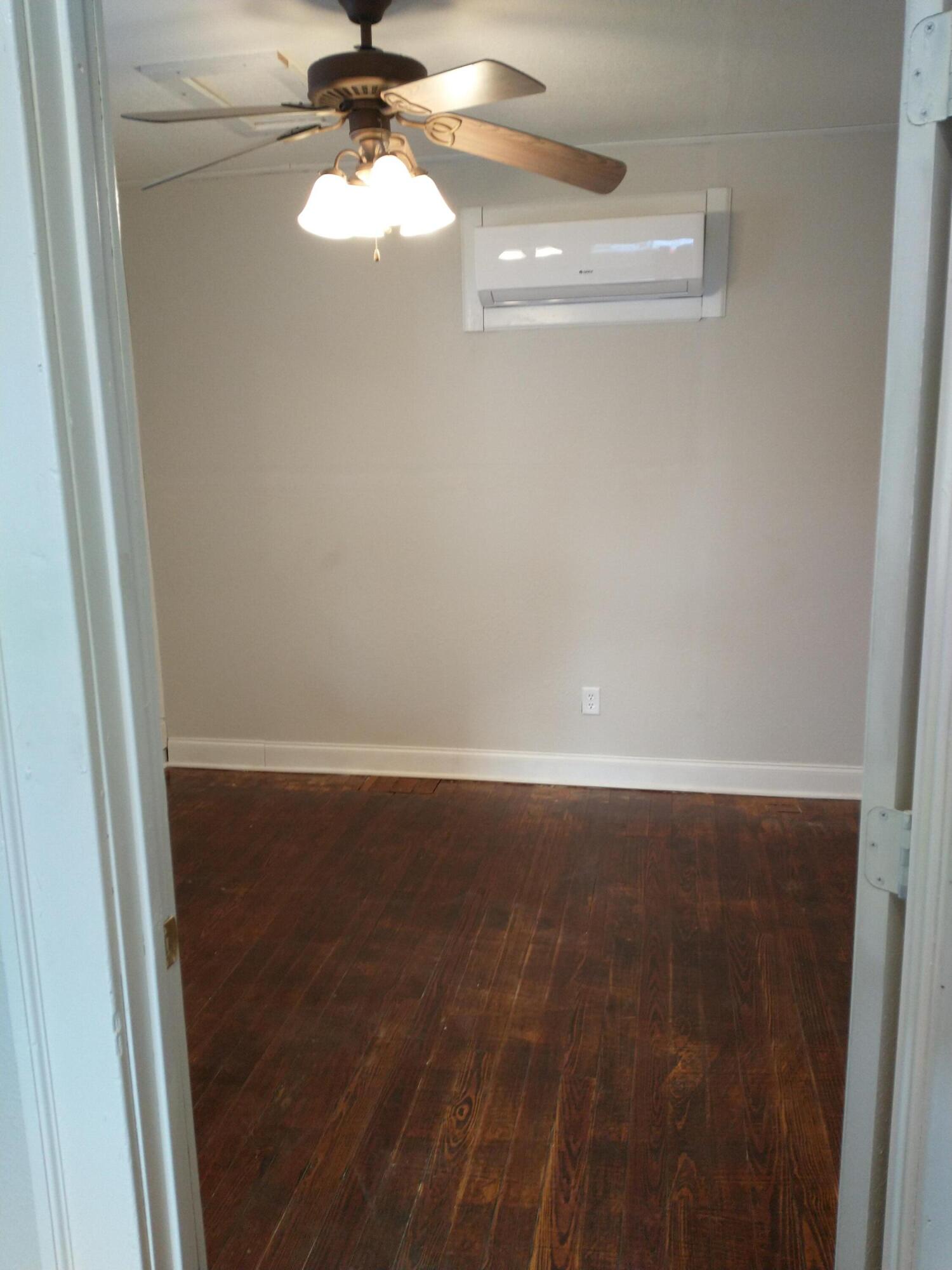 640 West Central Street Property Photo 3
