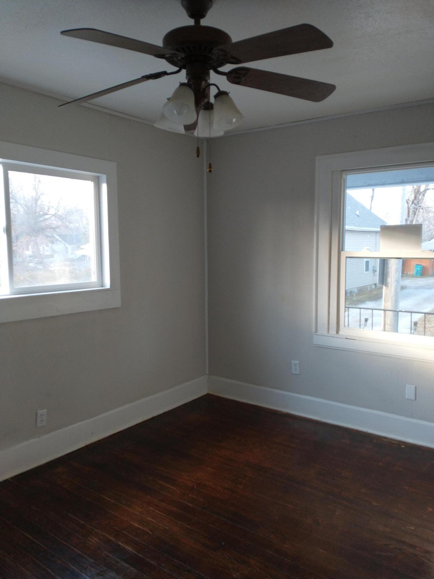 640 West Central Street Property Photo 7
