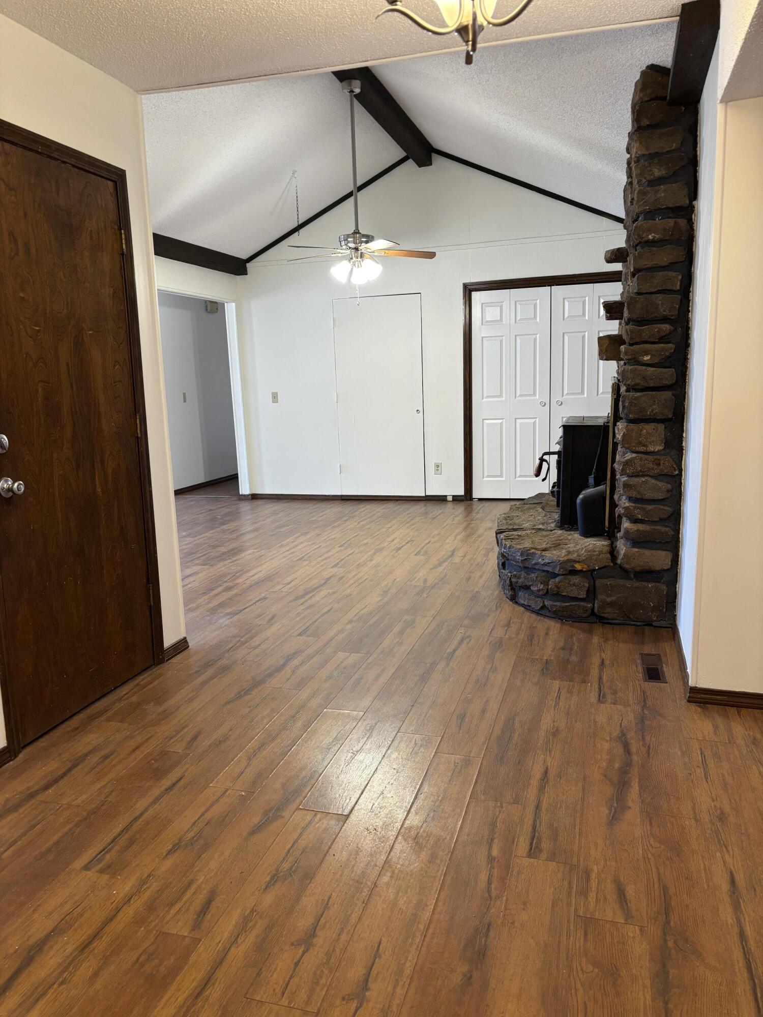 4951 South James Avenue Property Photo 12