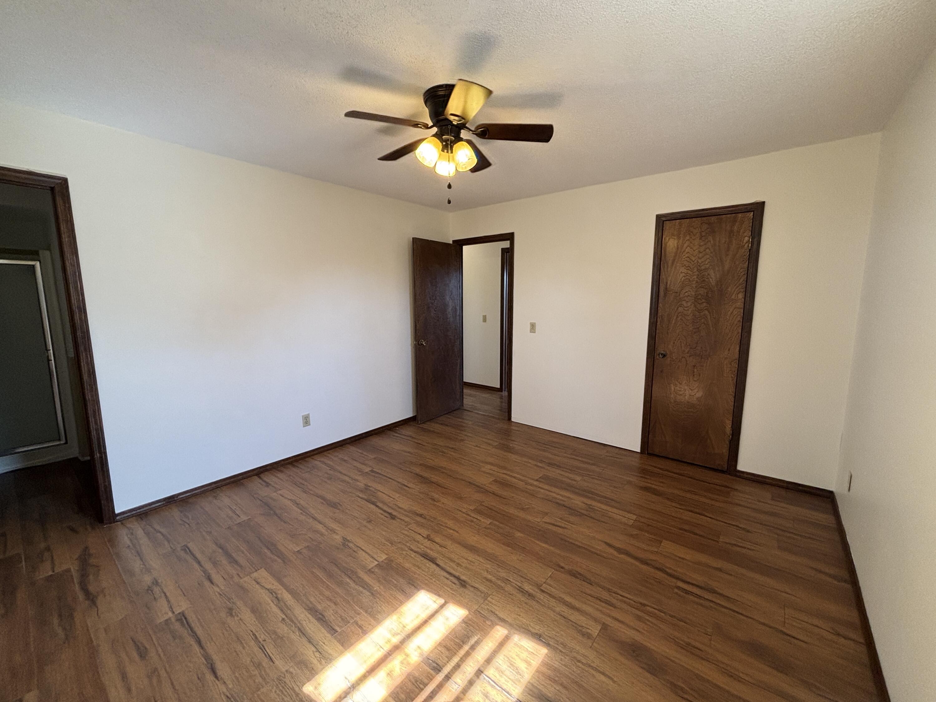 4951 South James Avenue Property Photo 23