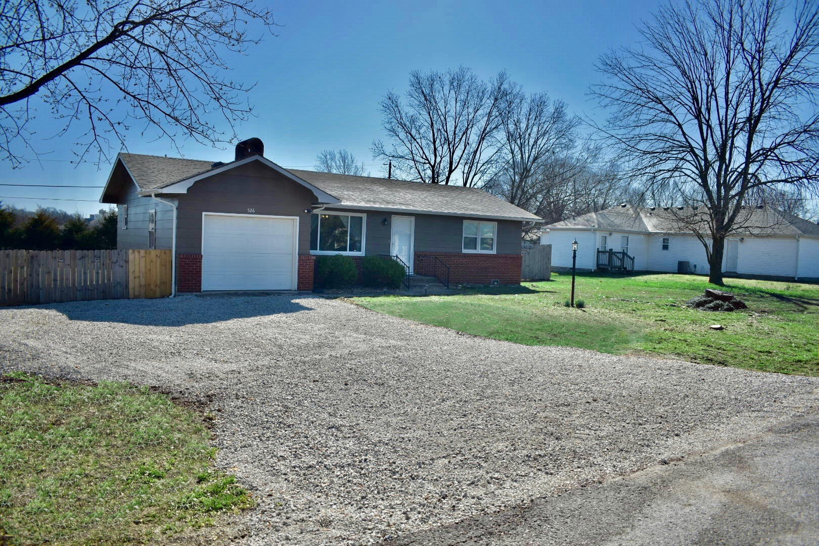 526 North Russell Avenue Property Photo 1