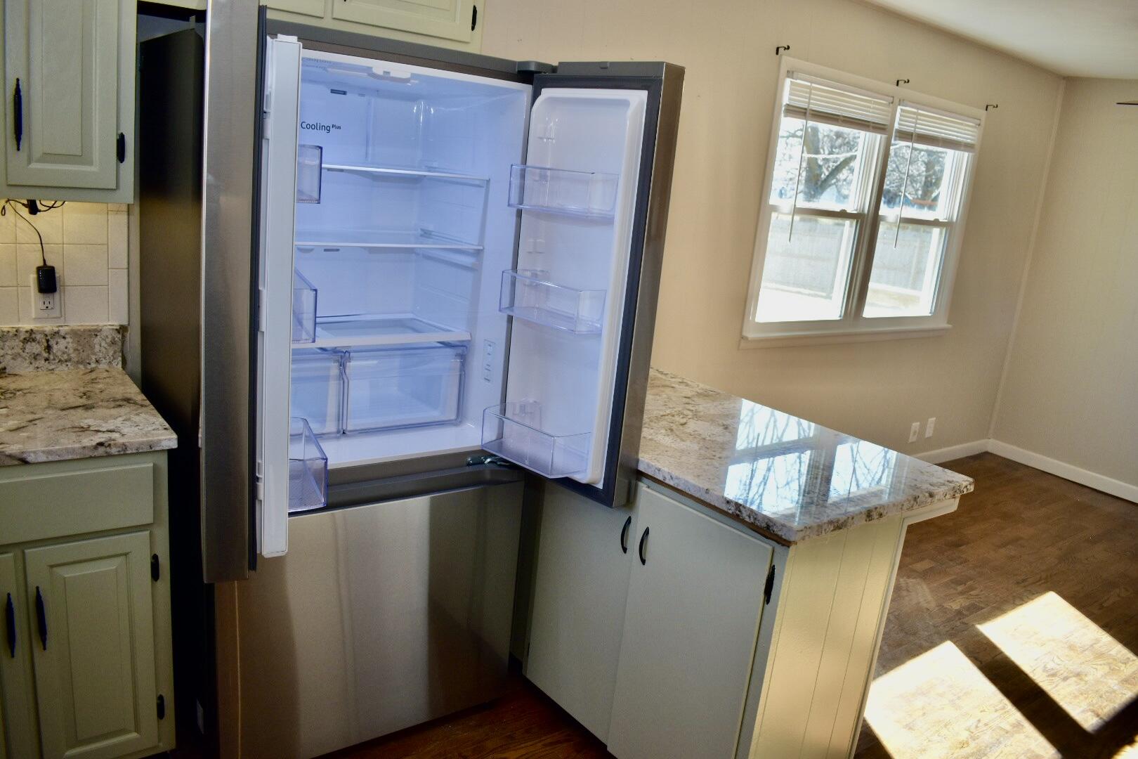 526 North Russell Avenue Property Photo 9