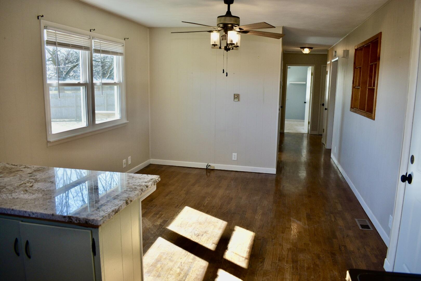 526 North Russell Avenue Property Photo 11