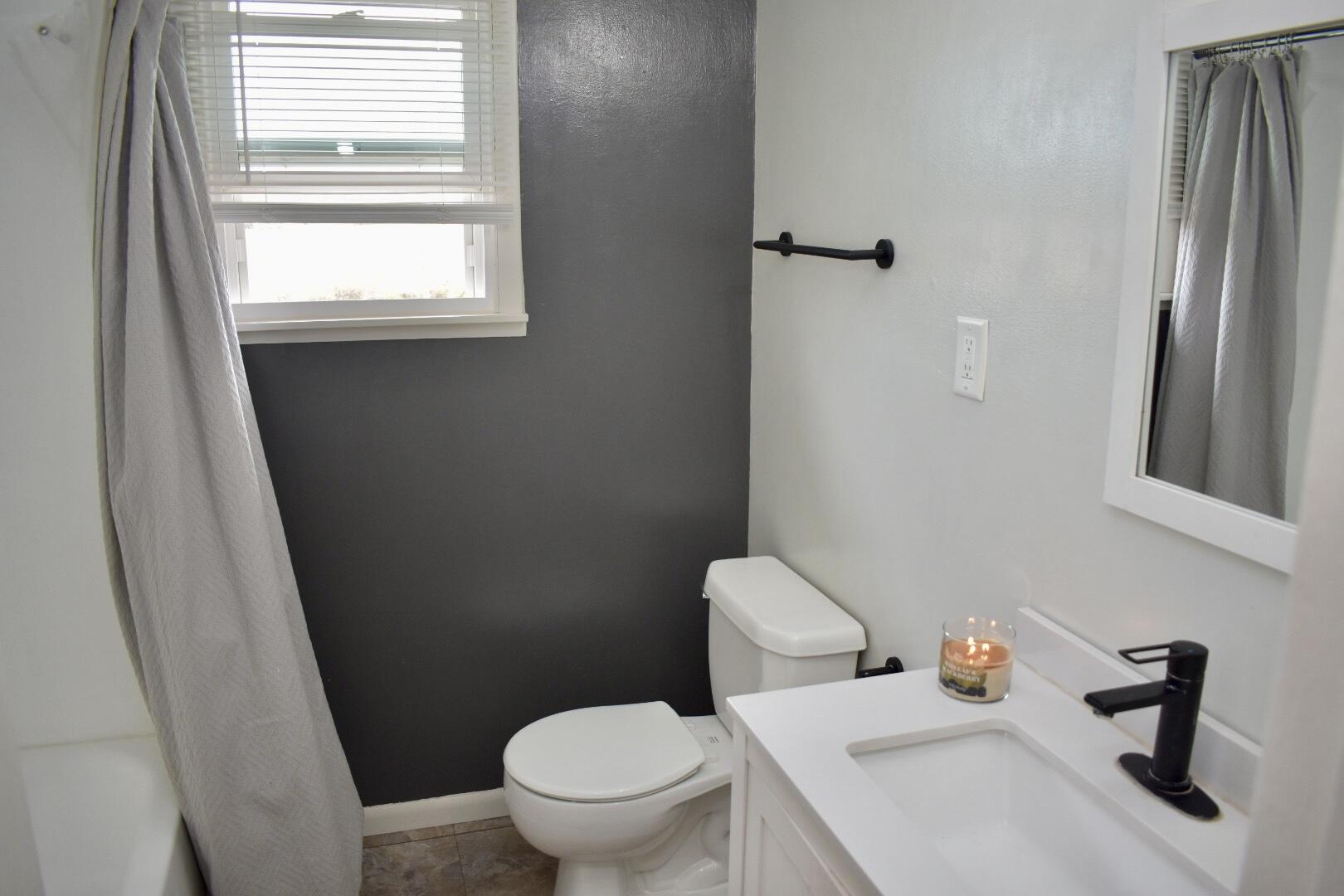 526 North Russell Avenue Property Photo 16