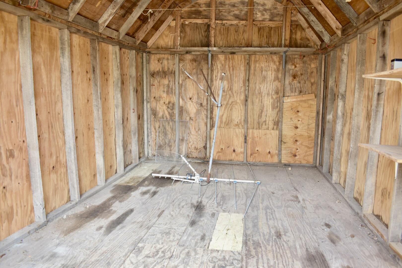526 North Russell Avenue Property Photo 29