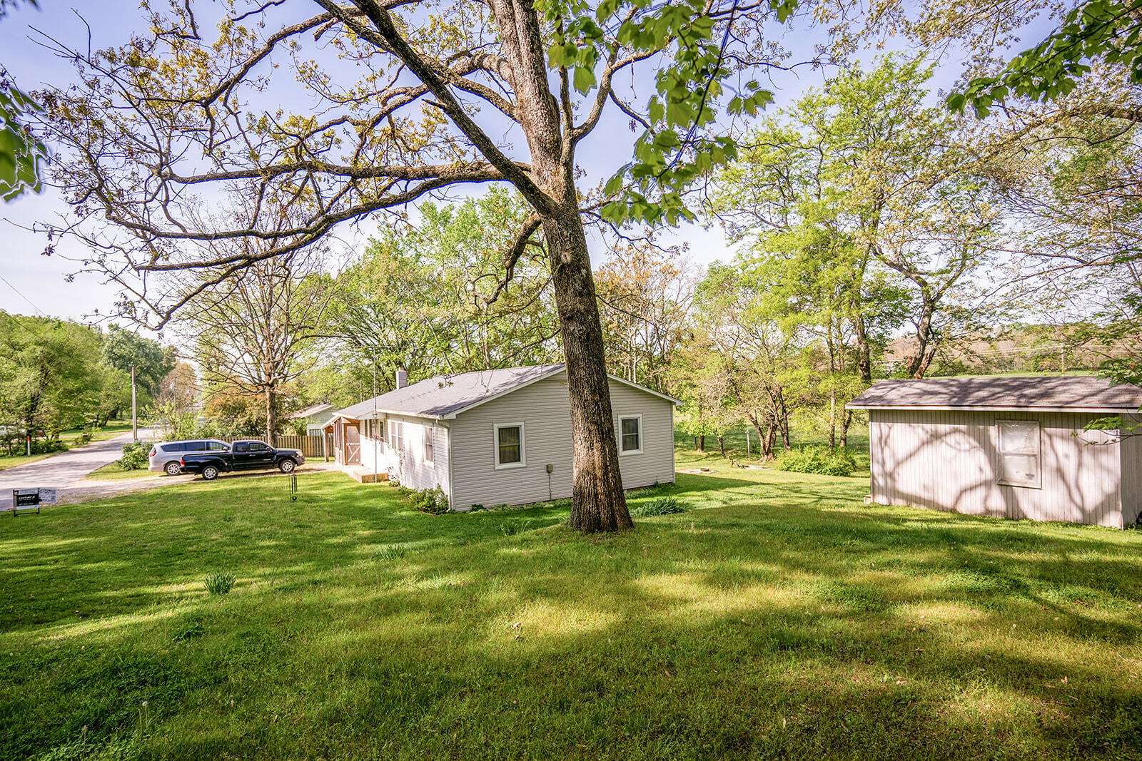 2457 County Road 1770 Property Photo 6