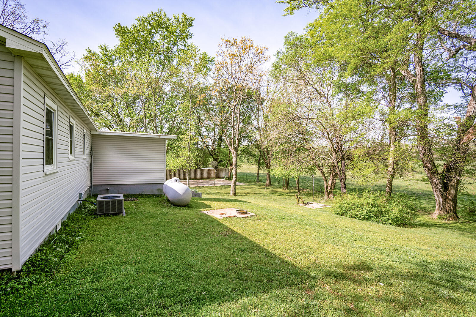 2457 County Road 1770 Property Photo 15