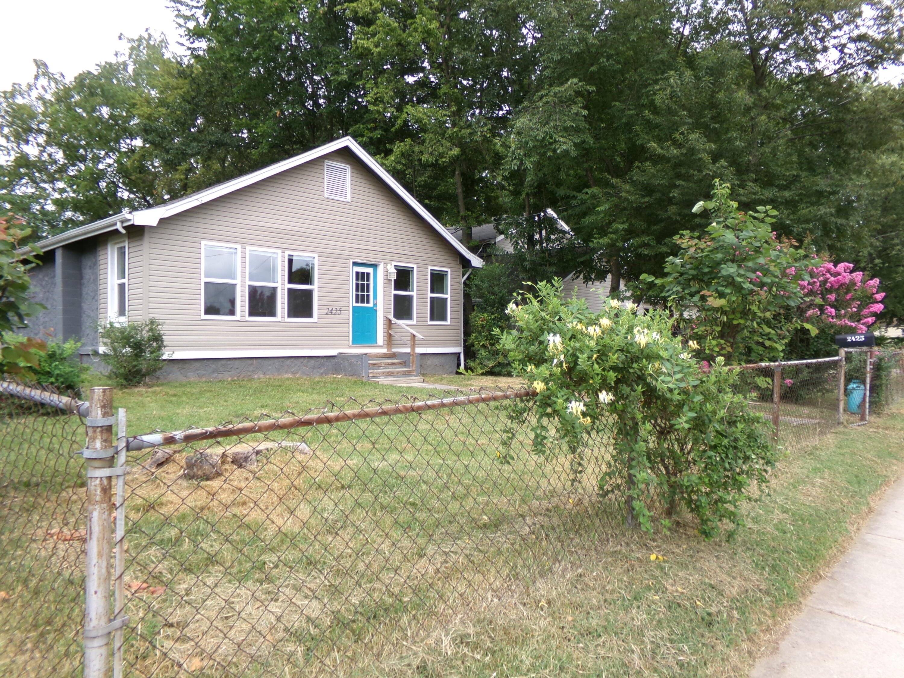 2425 West Atlantic Street Property Photo