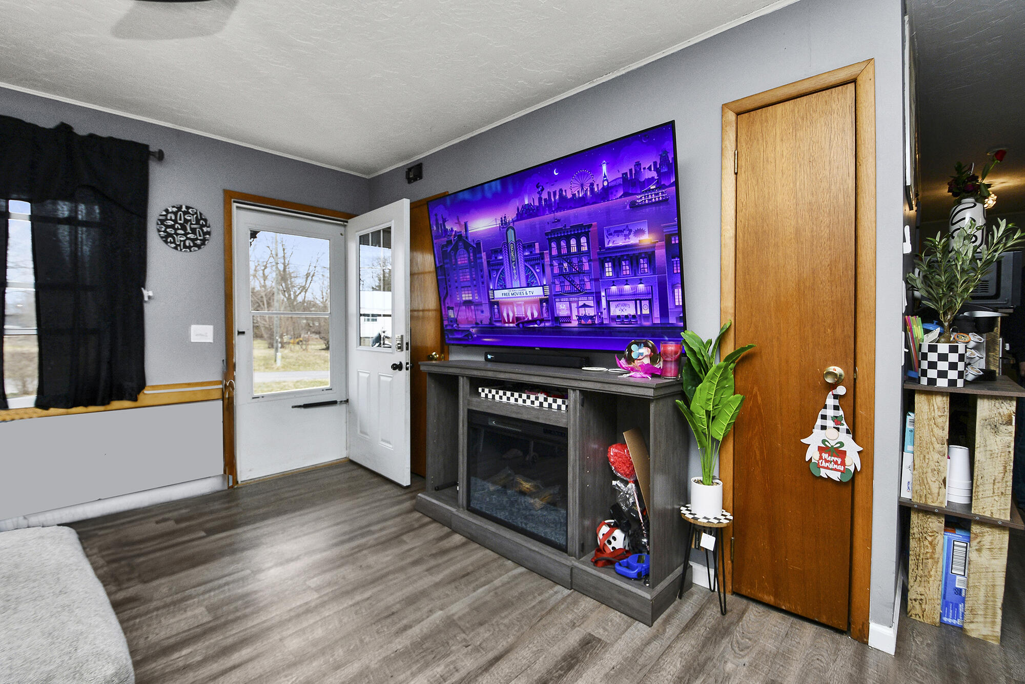 1209 North Darrell Street Property Photo 7