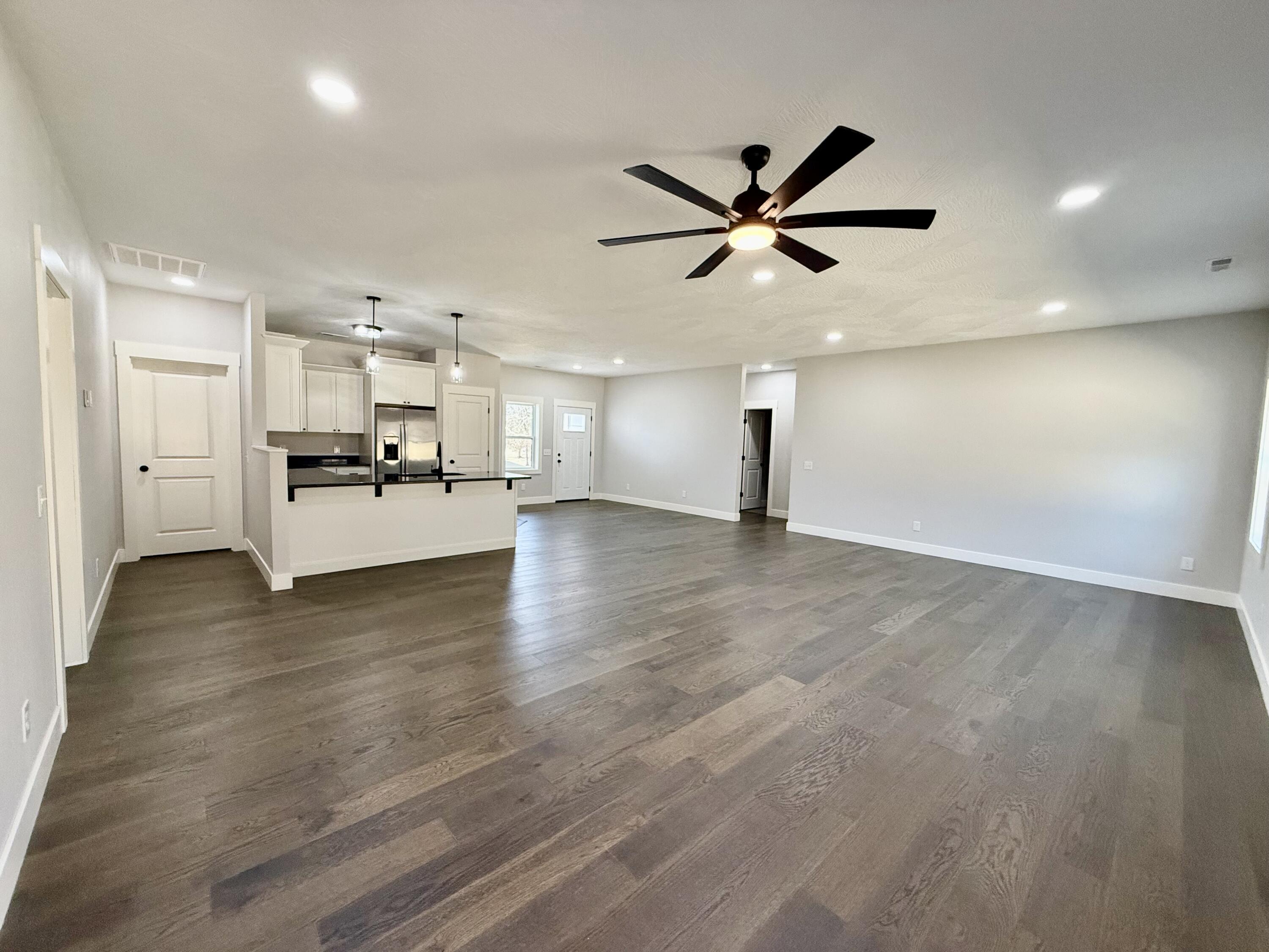 103 Remington Circle Property Photo 7