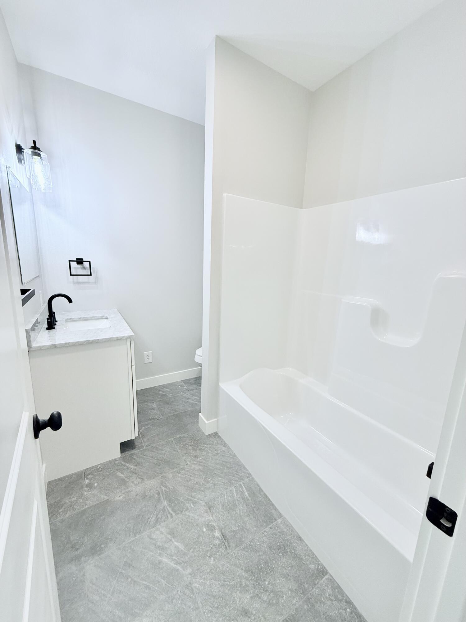 103 Remington Circle Property Photo 17