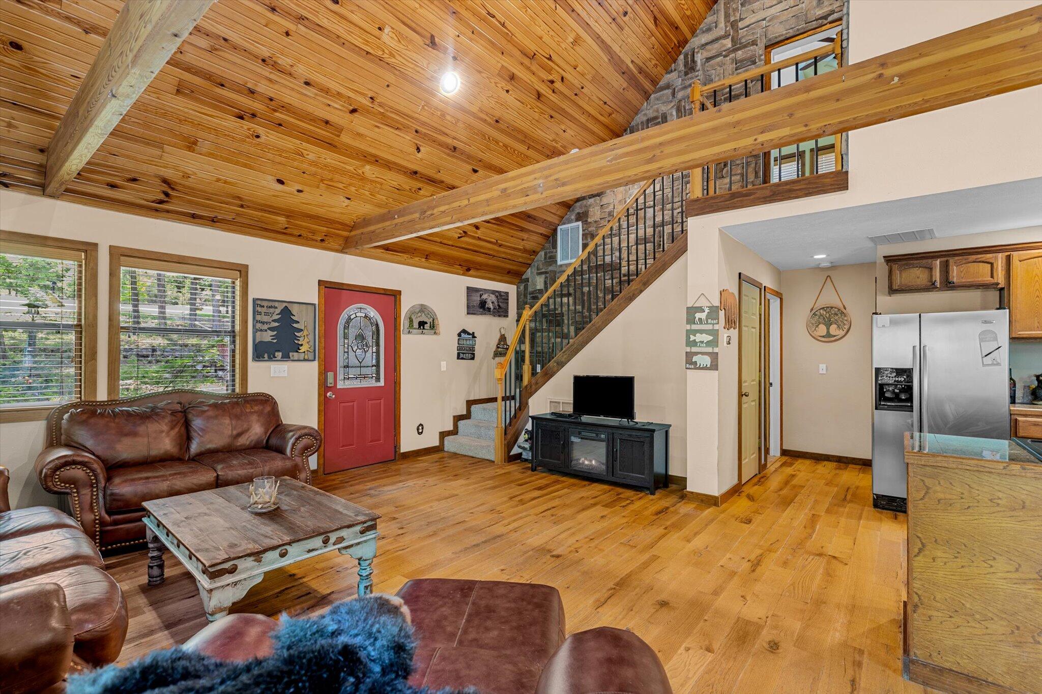 22762 Air Park Drive Property Photo 5
