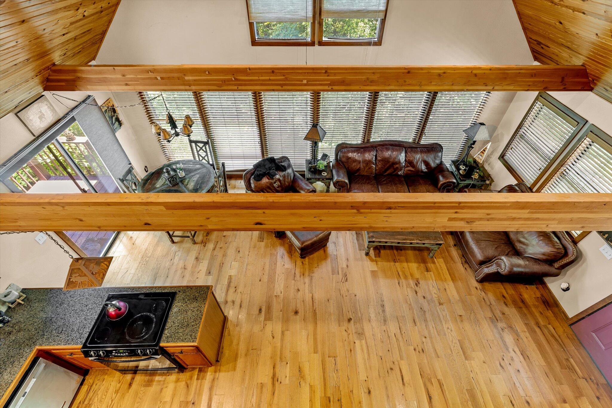 22762 Air Park Drive Property Photo 16