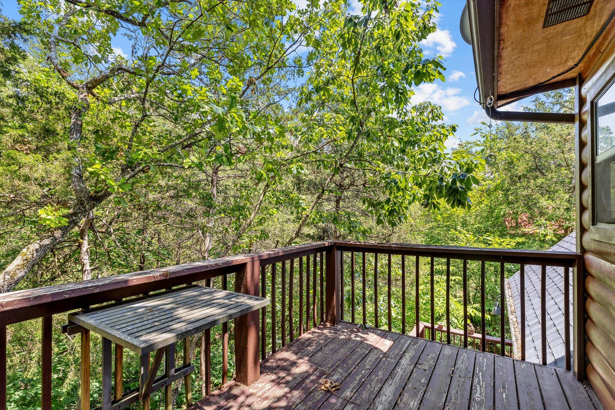 22762 Air Park Drive Property Photo 20