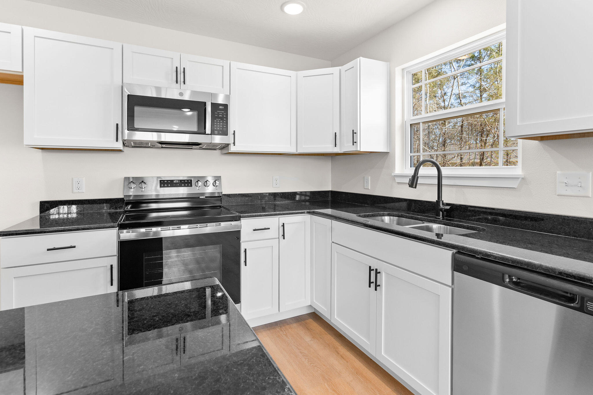 295 Mccann Road Property Photo 8