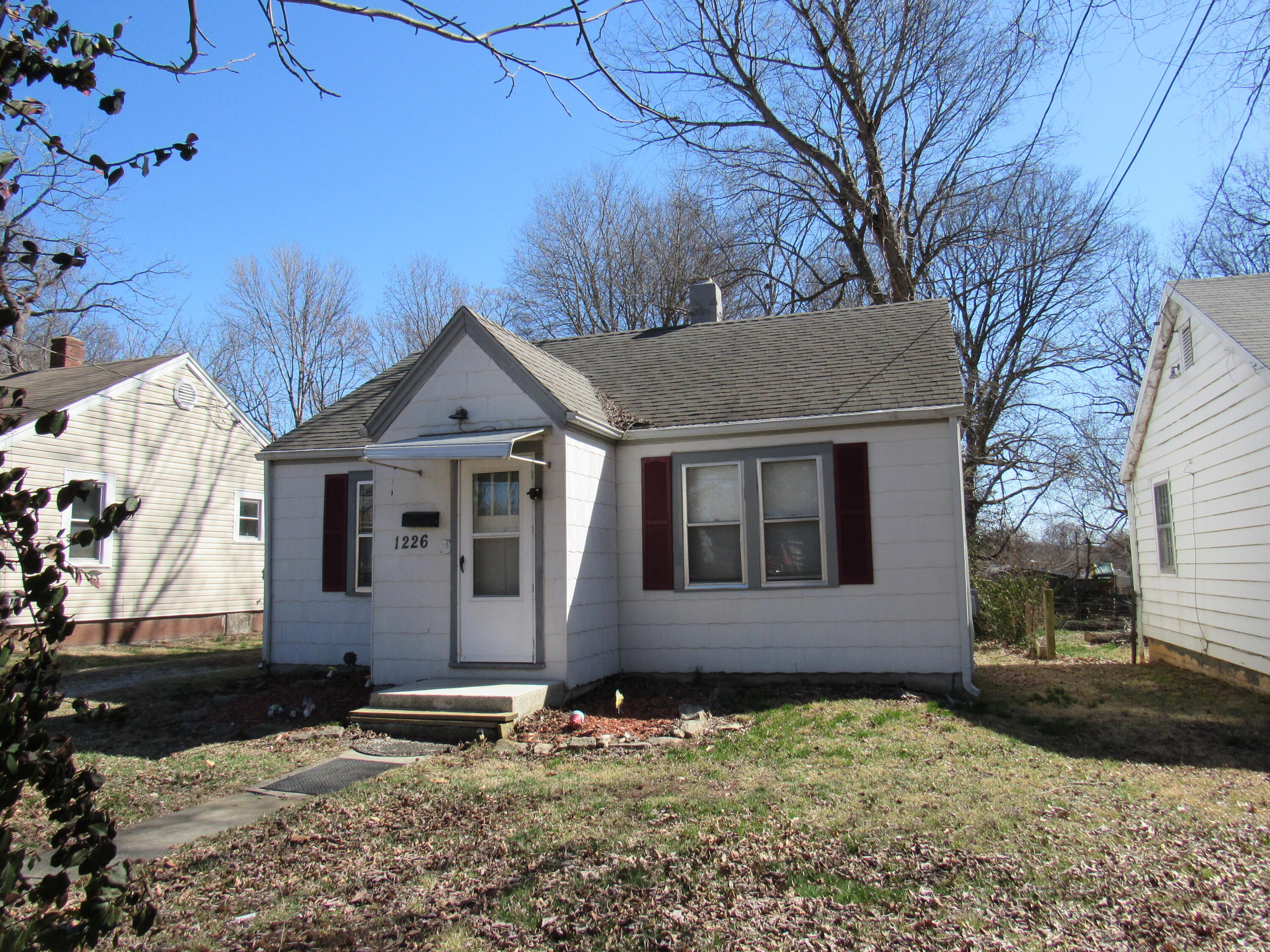 1226 South Ferguson Avenue Property Photo 3