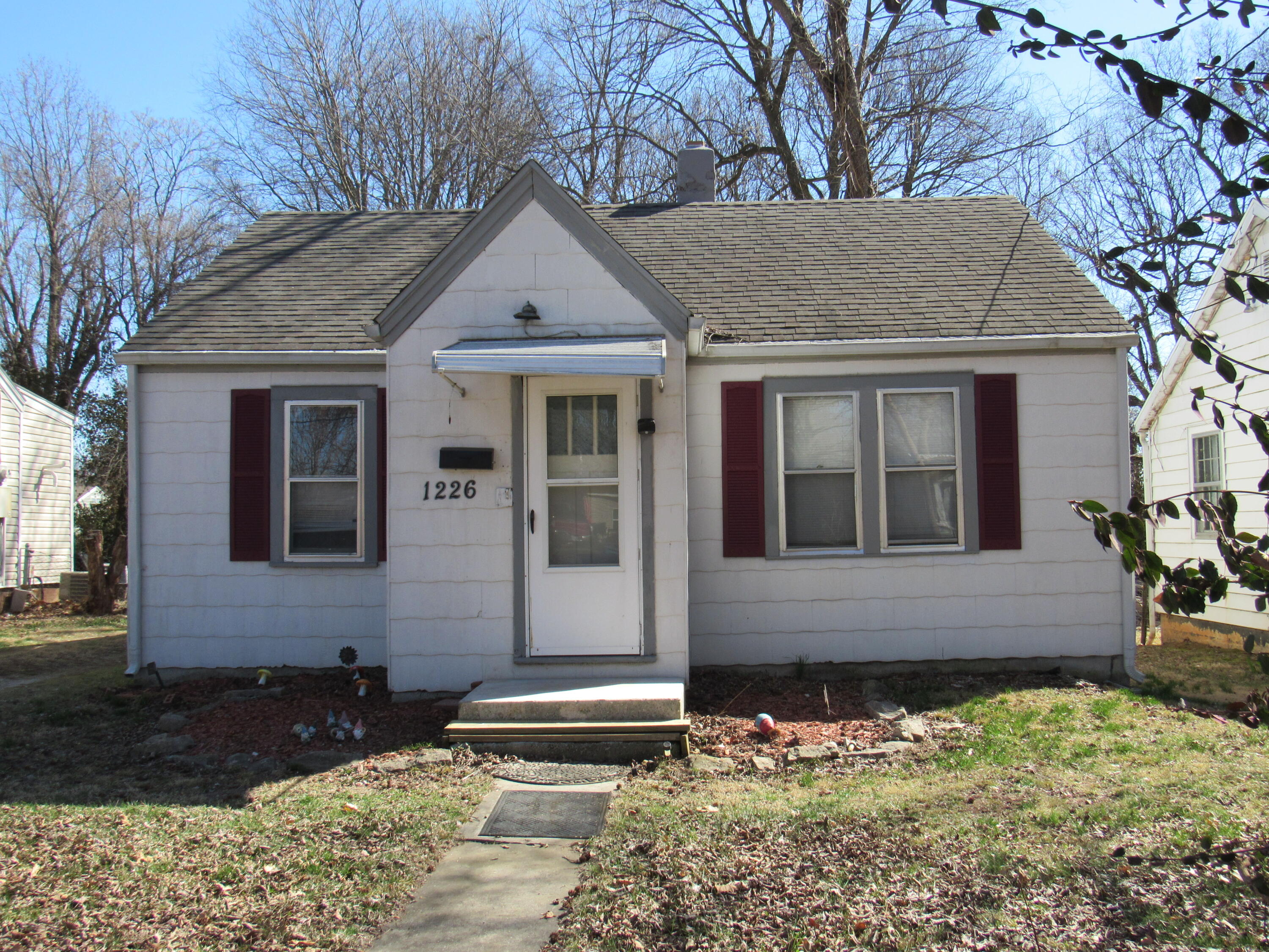 1226 South Ferguson Avenue Property Photo 4