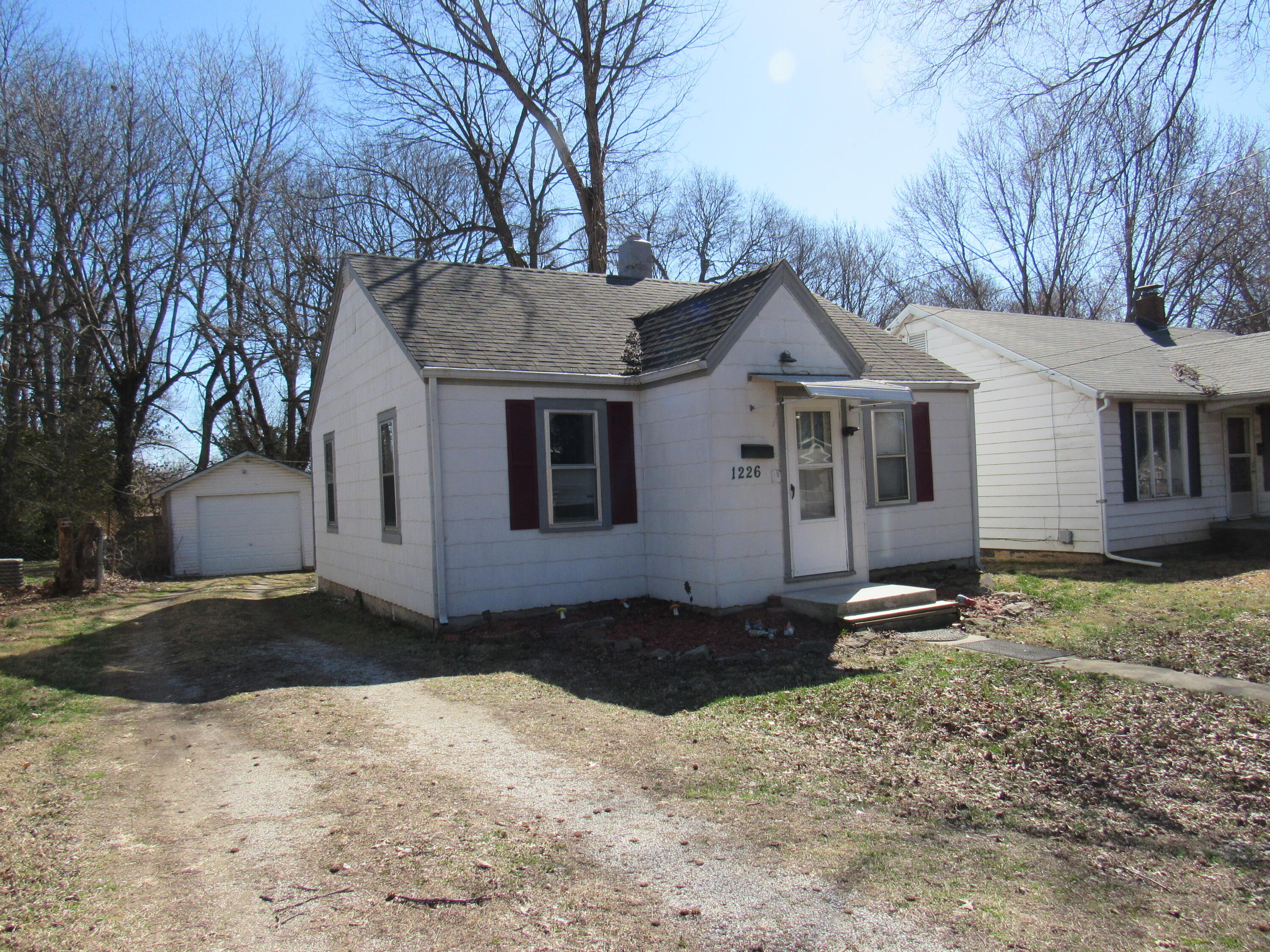 1226 South Ferguson Avenue Property Photo 5