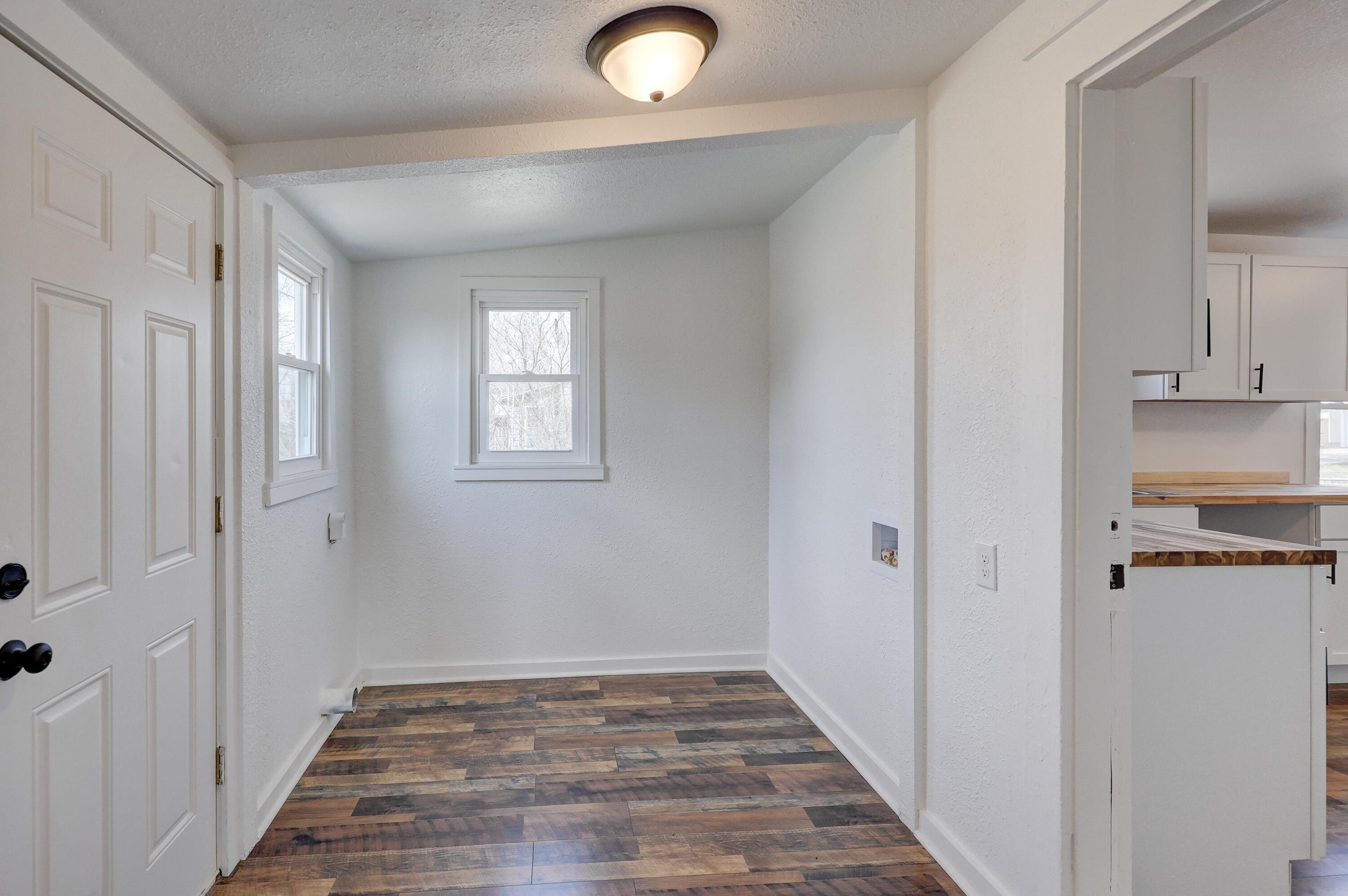 802 Jefferson Avenue Property Photo 11