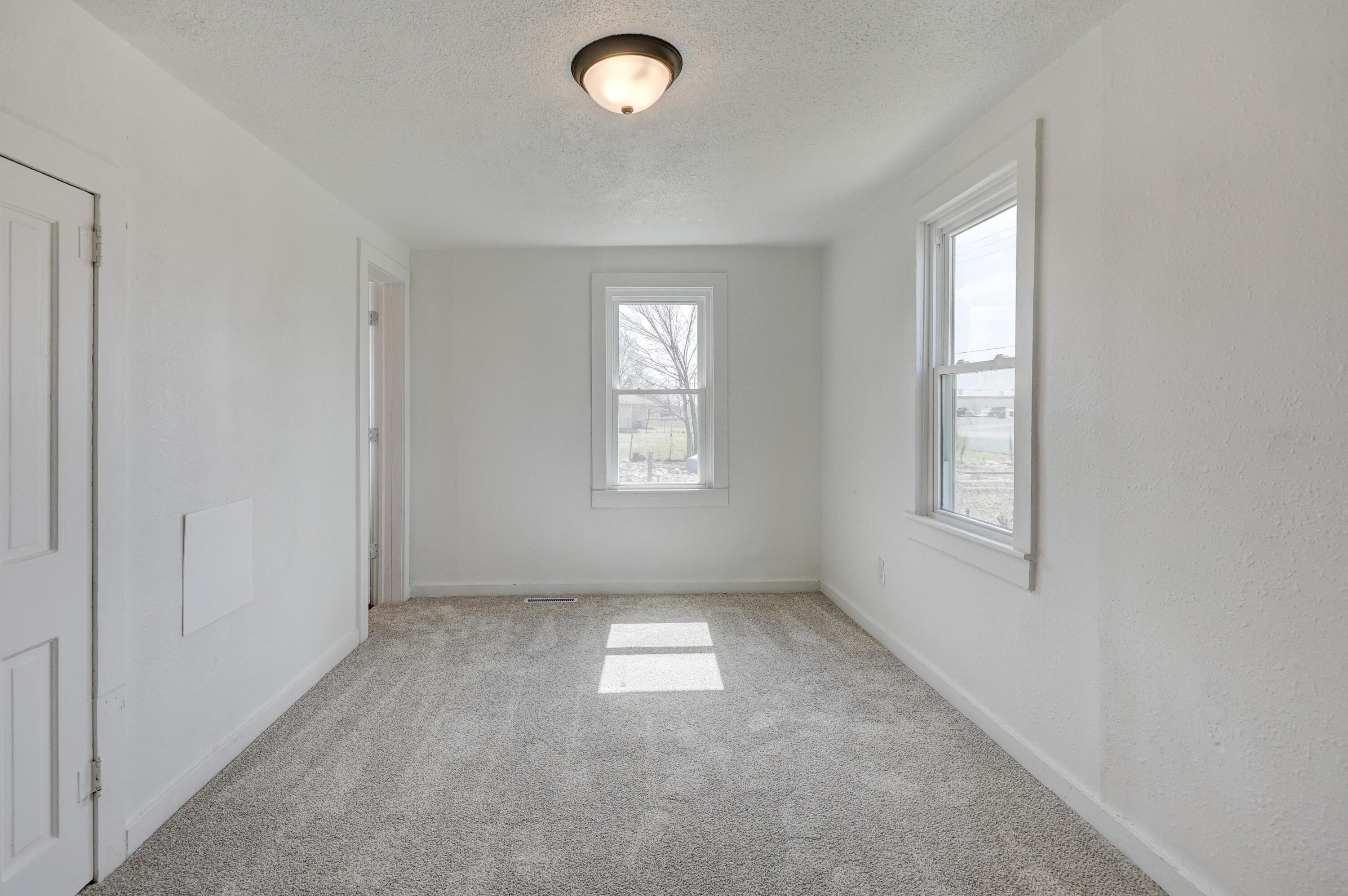 802 Jefferson Avenue Property Photo 13