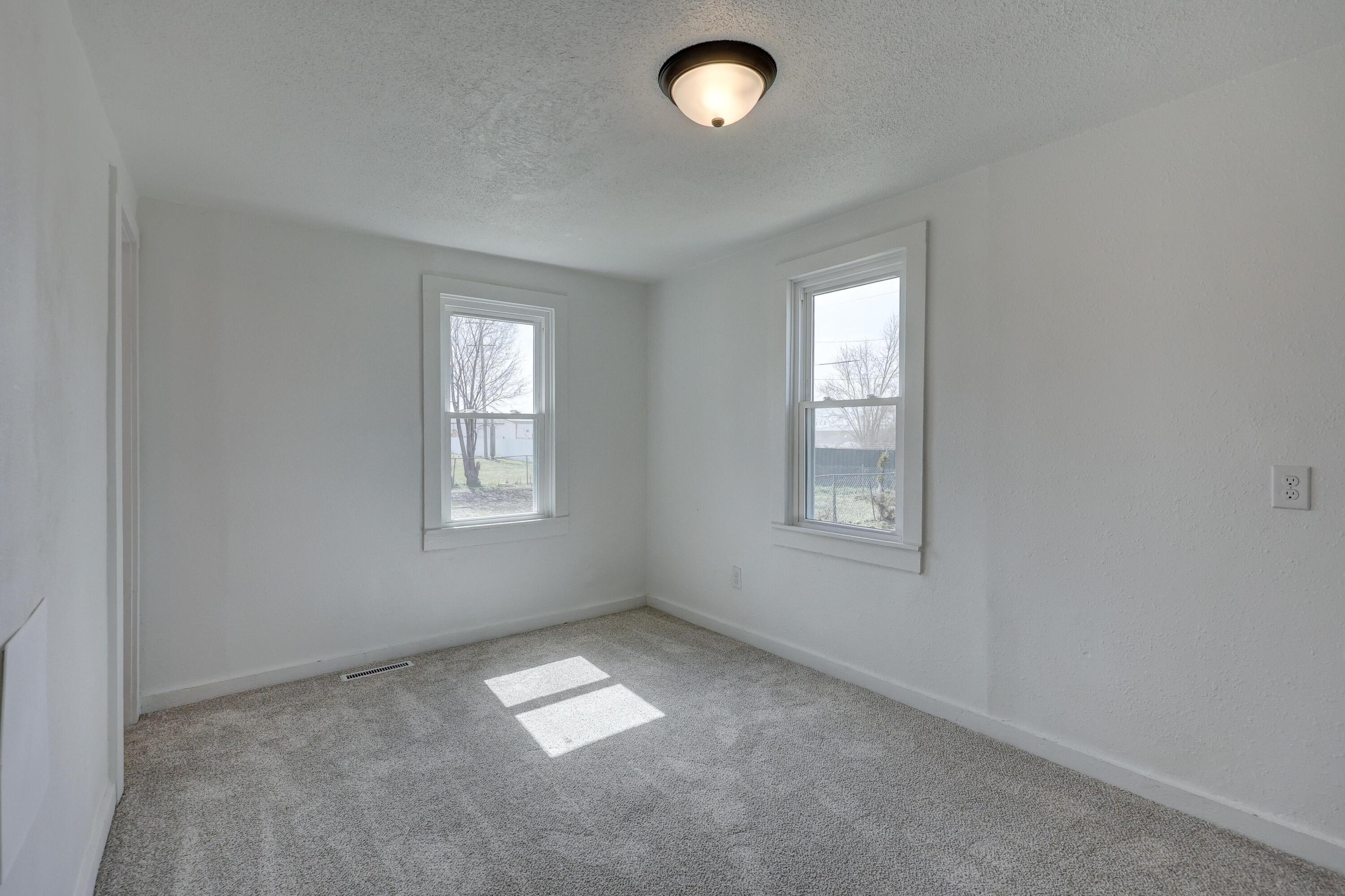 802 Jefferson Avenue Property Photo 14