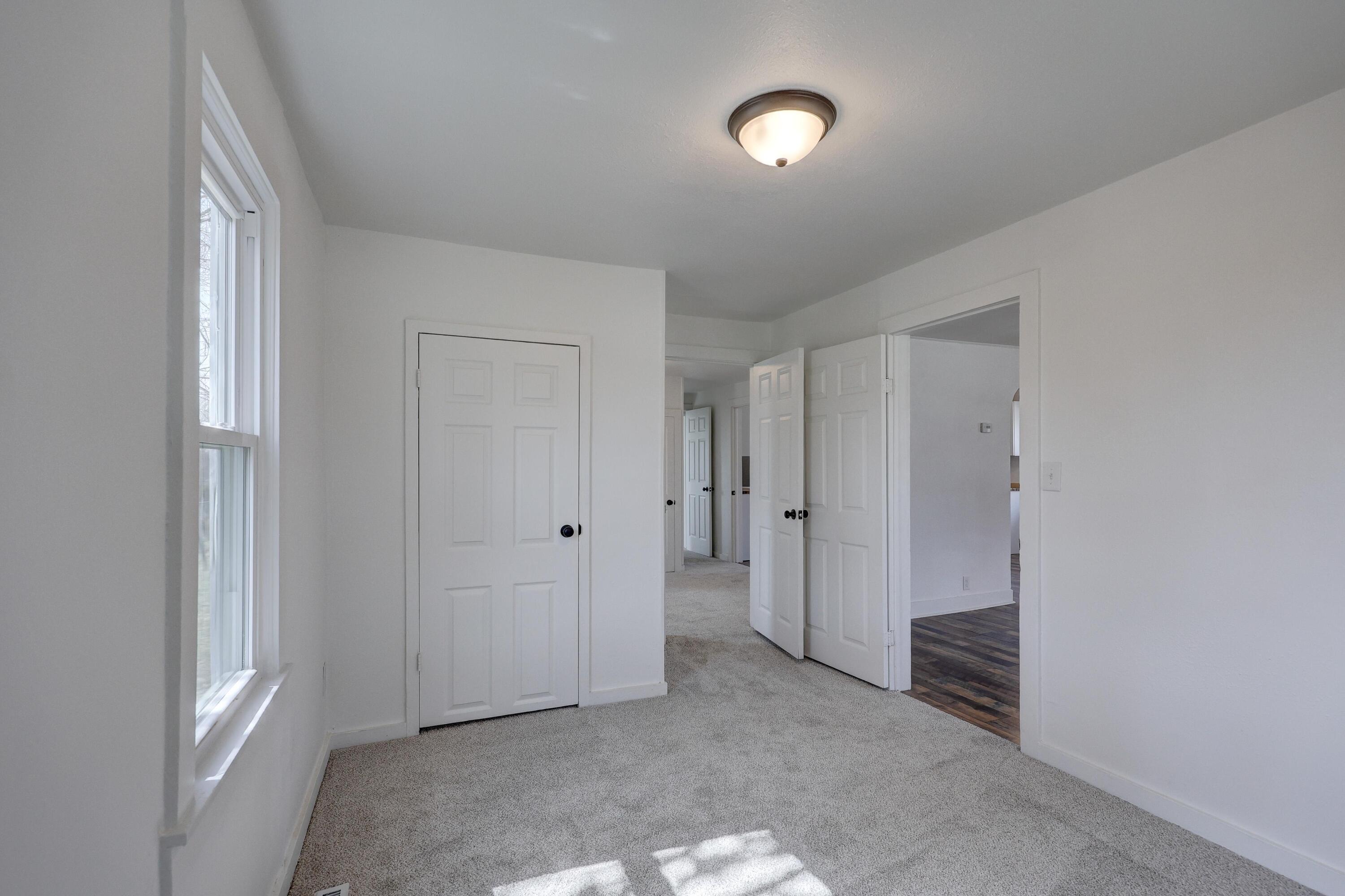 802 Jefferson Avenue Property Photo 22