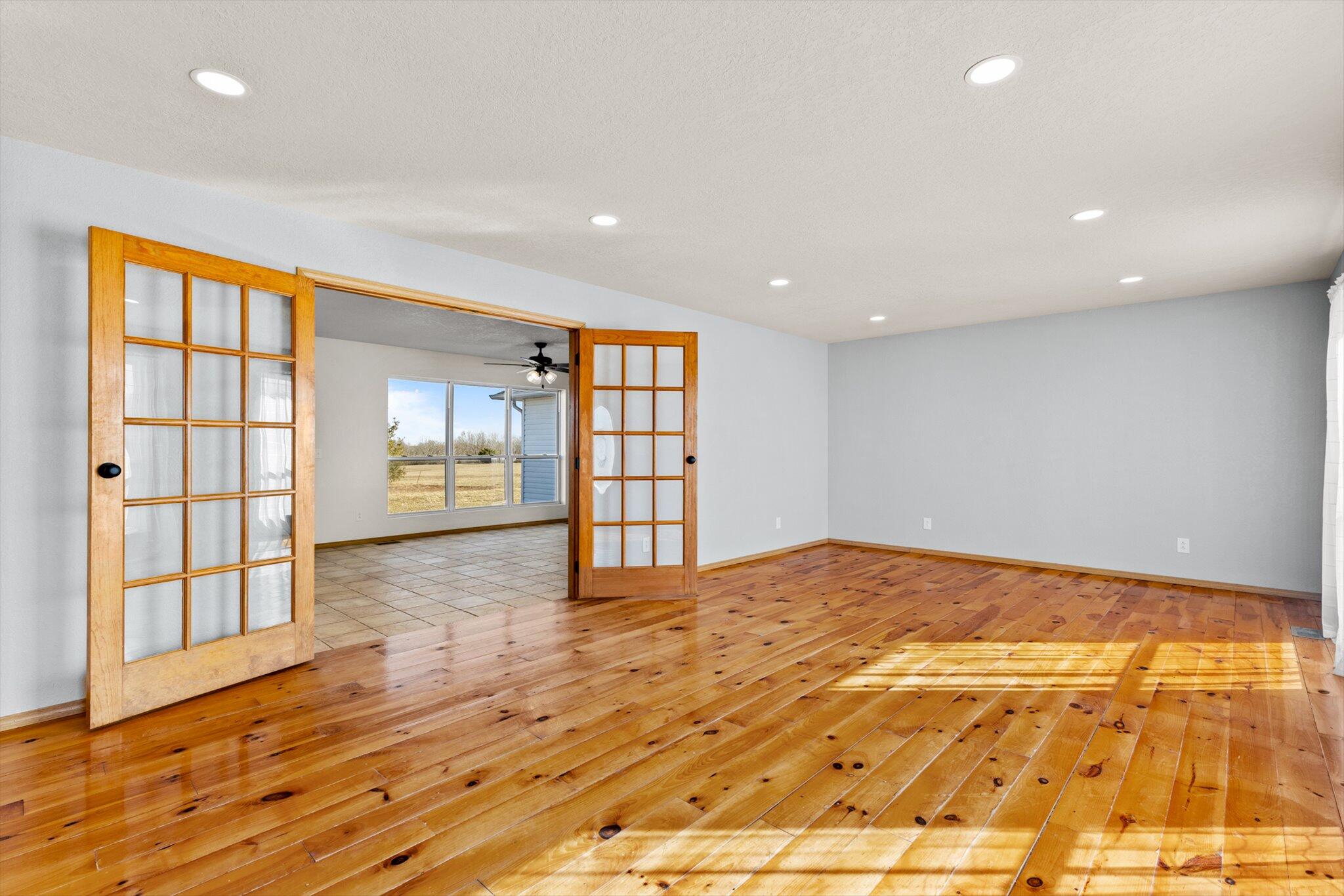 24668 St Highway U Property Photo 12