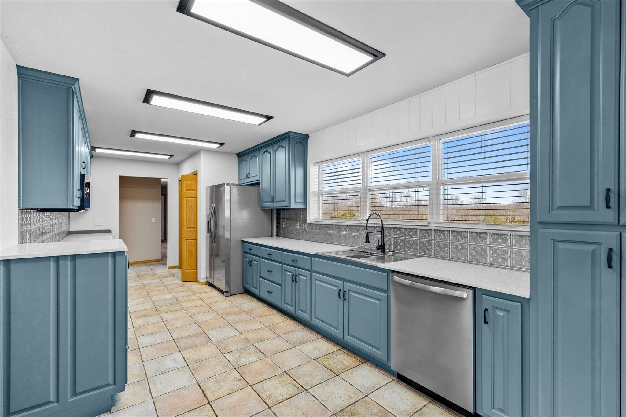 24668 St Highway U Property Photo 20