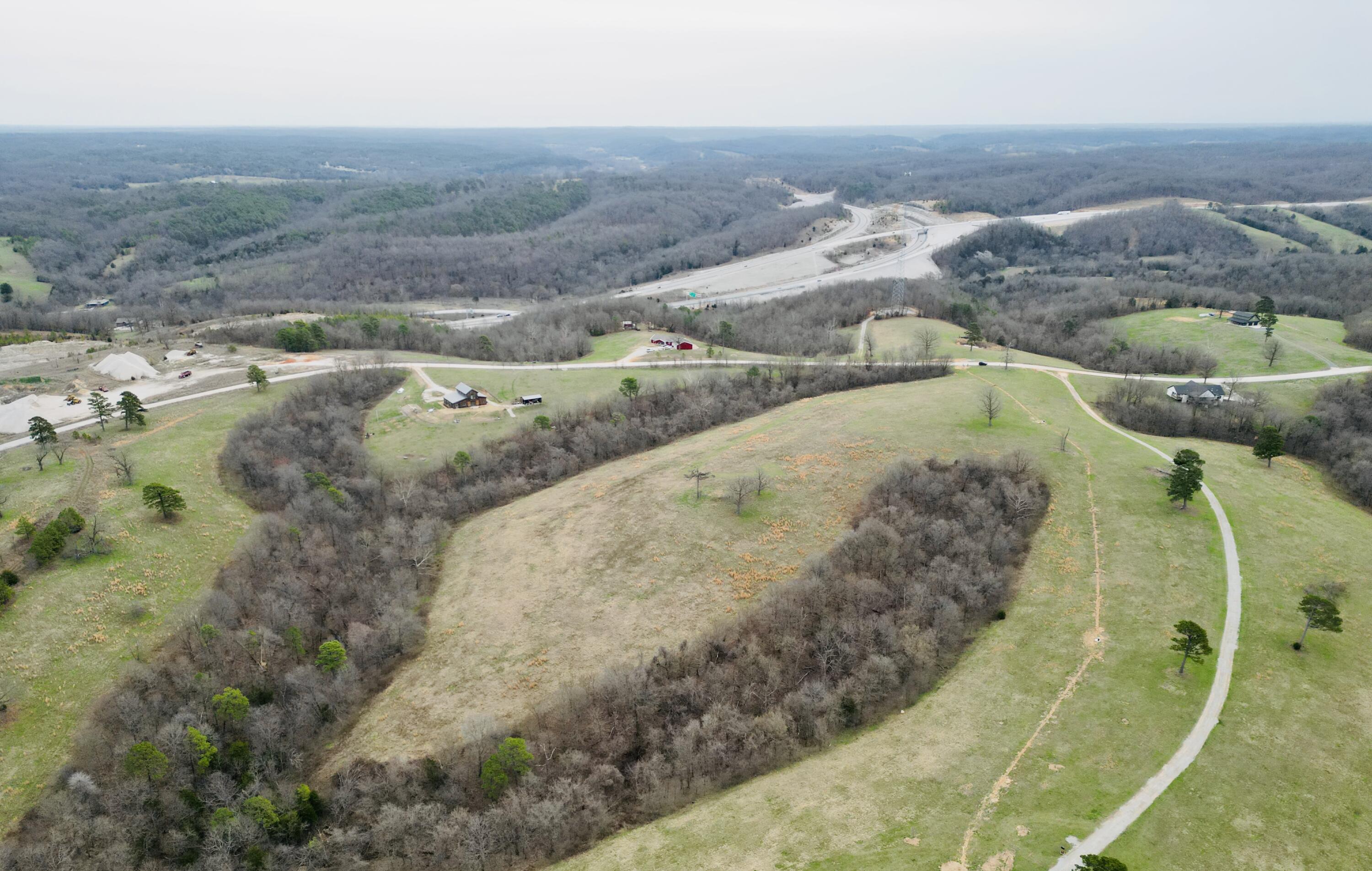 1189 Mountain Ridge Drive Property Photo 2