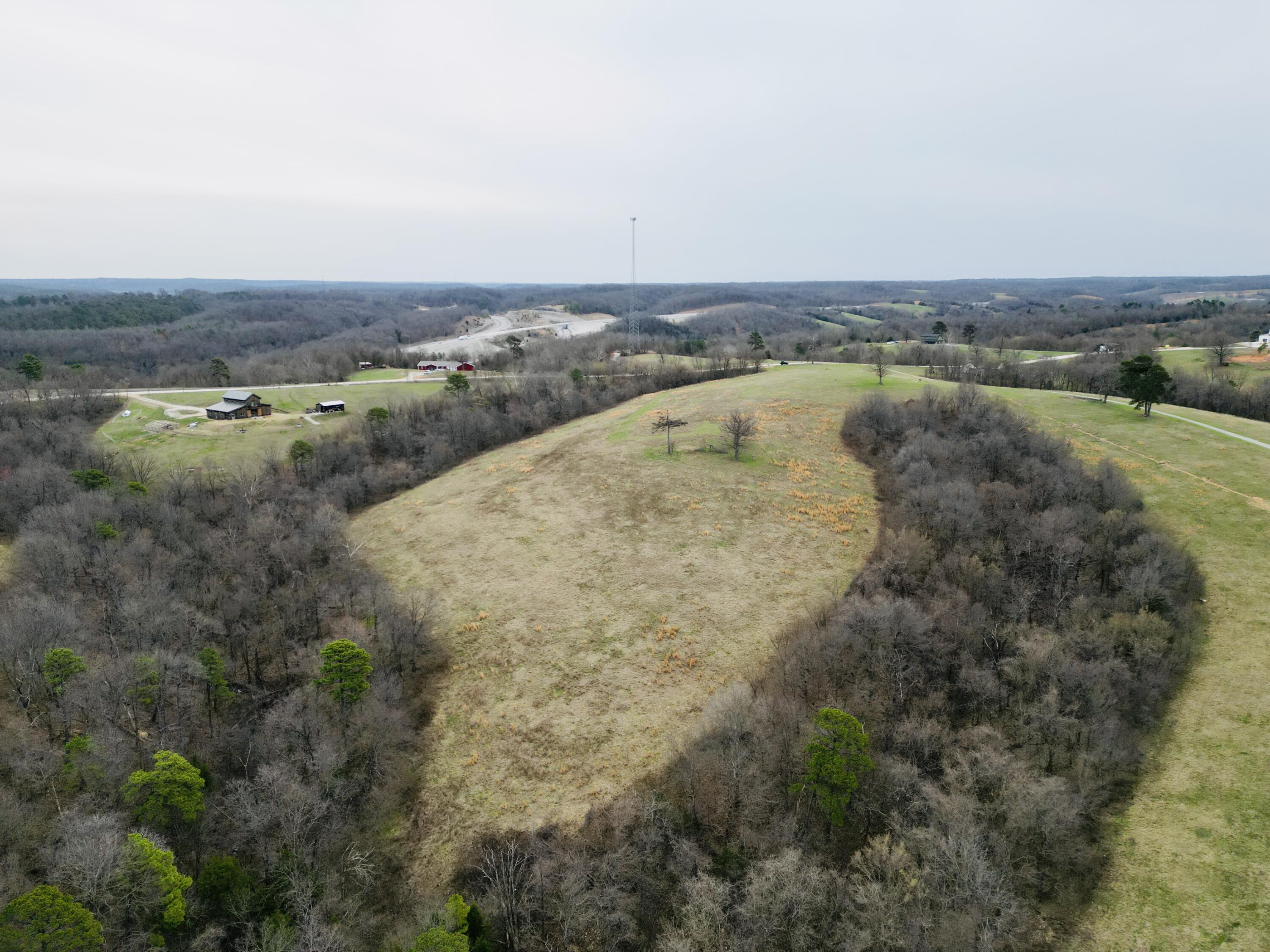1189 Mountain Ridge Drive Property Photo 3