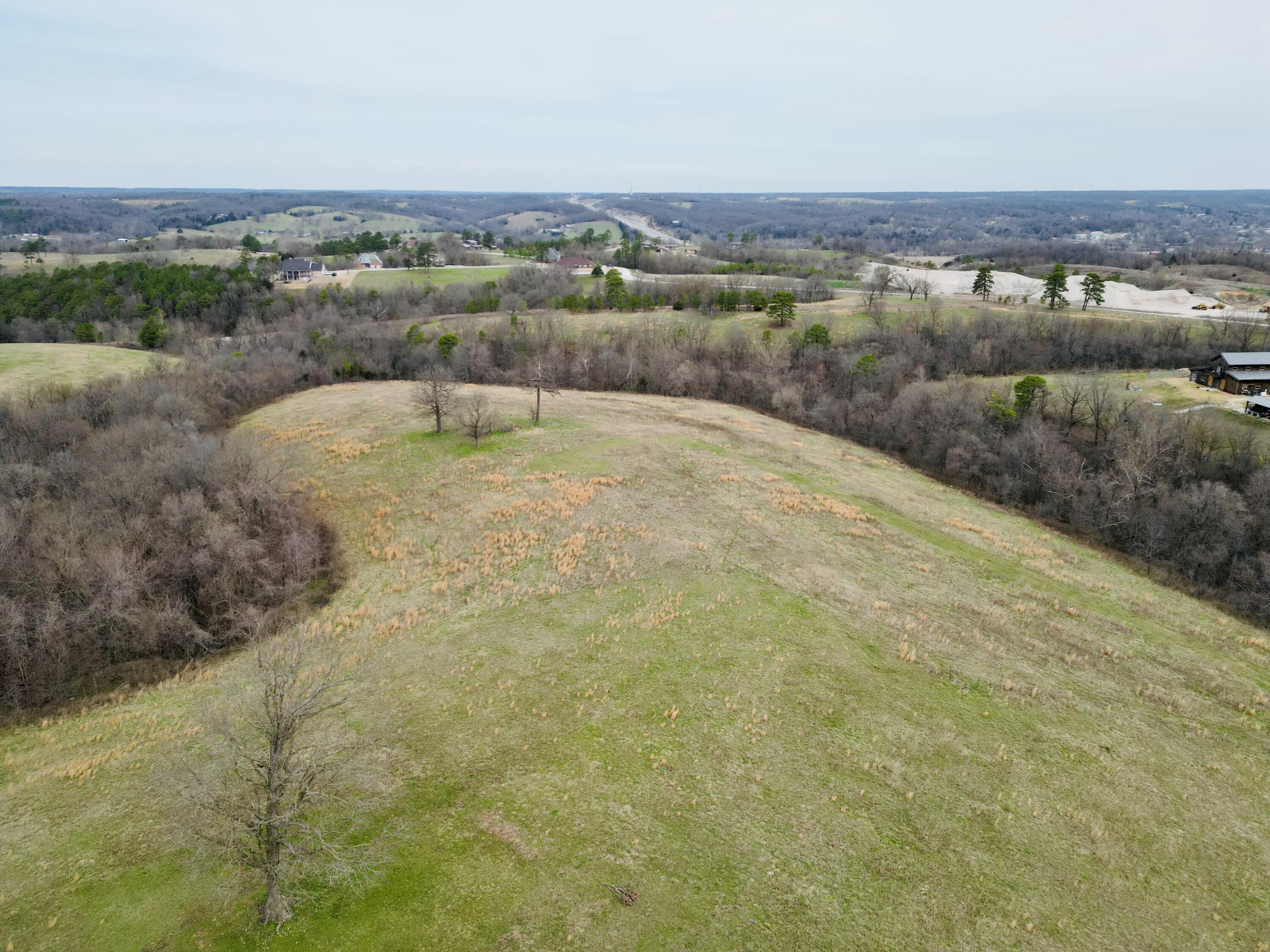 1189 Mountain Ridge Drive Property Photo 7