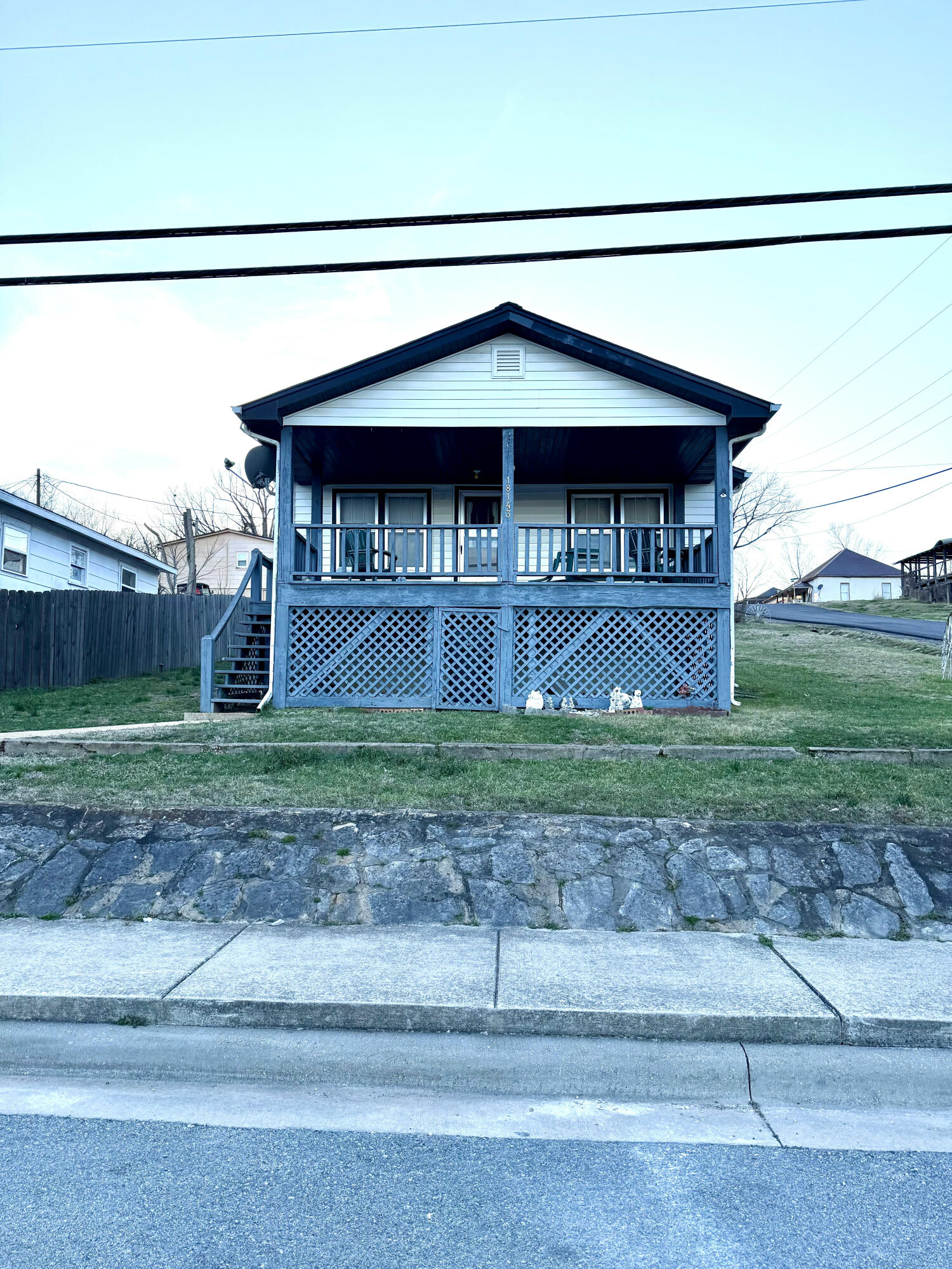 18143 Second Street Property Photo 2