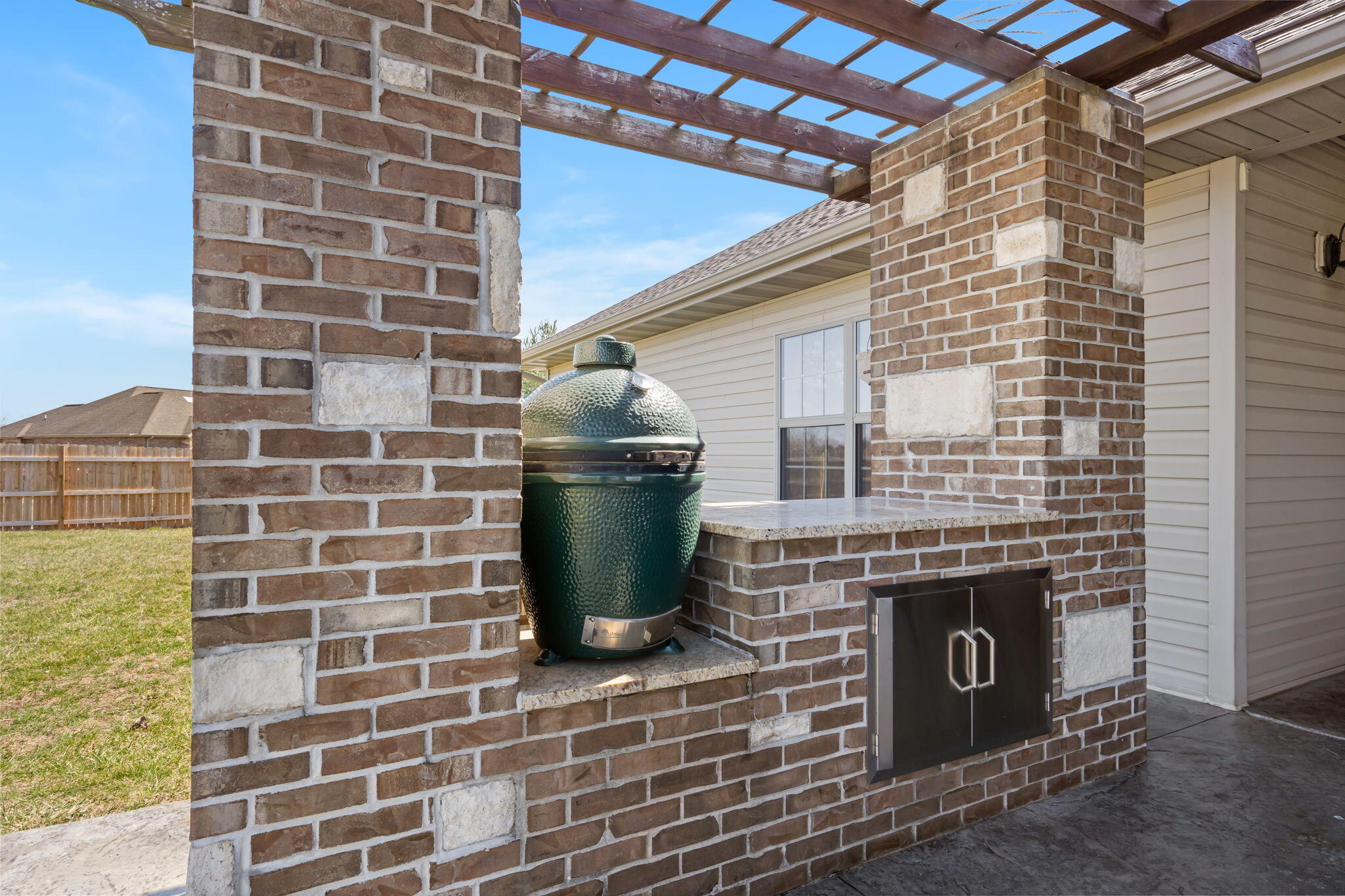 209 Autumn Maple Property Photo 29